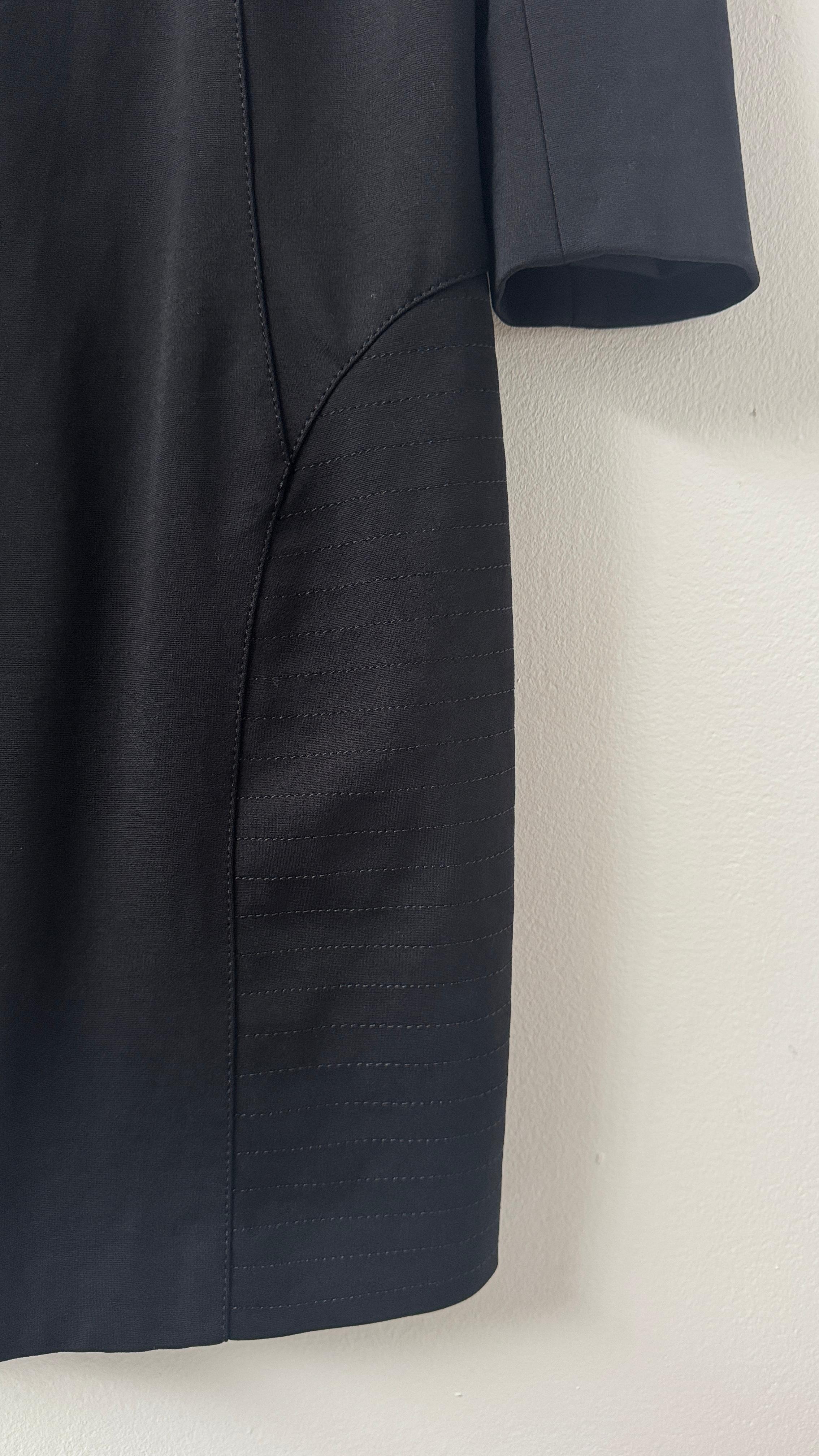 Pierre Balmain Schwarzes Minikleid mit Nieten im Angebot 1