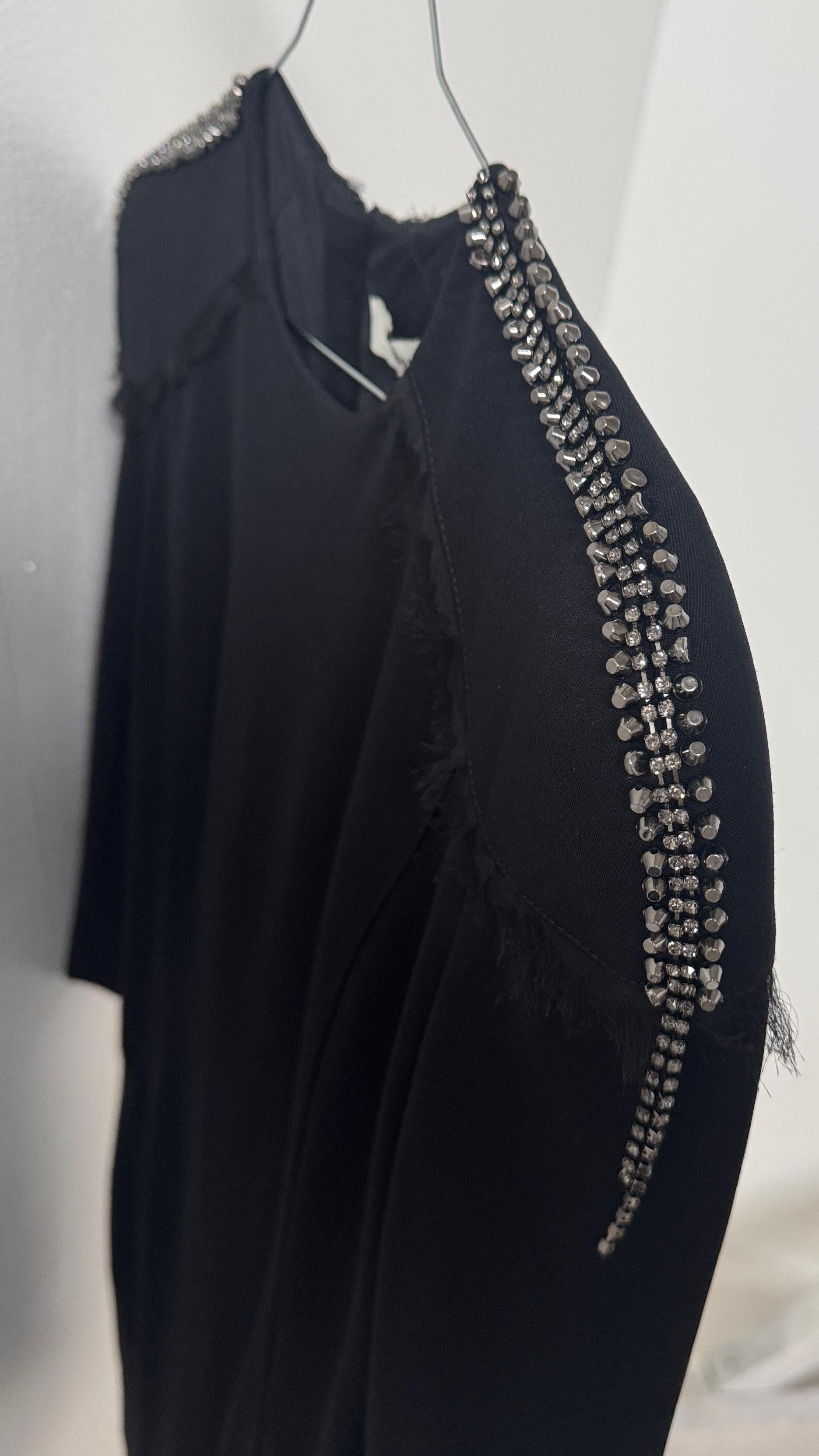 Pierre Balmain Schwarzes Minikleid mit Nieten im Angebot 3