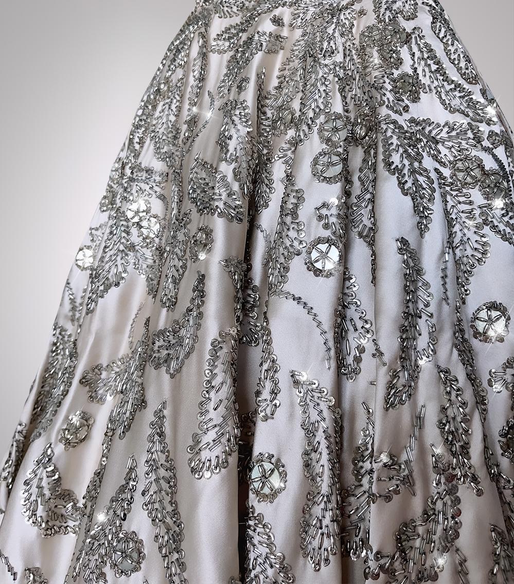 Pierre Balmain Couture Ballgown  1955 Iconic Dress For Sale 11