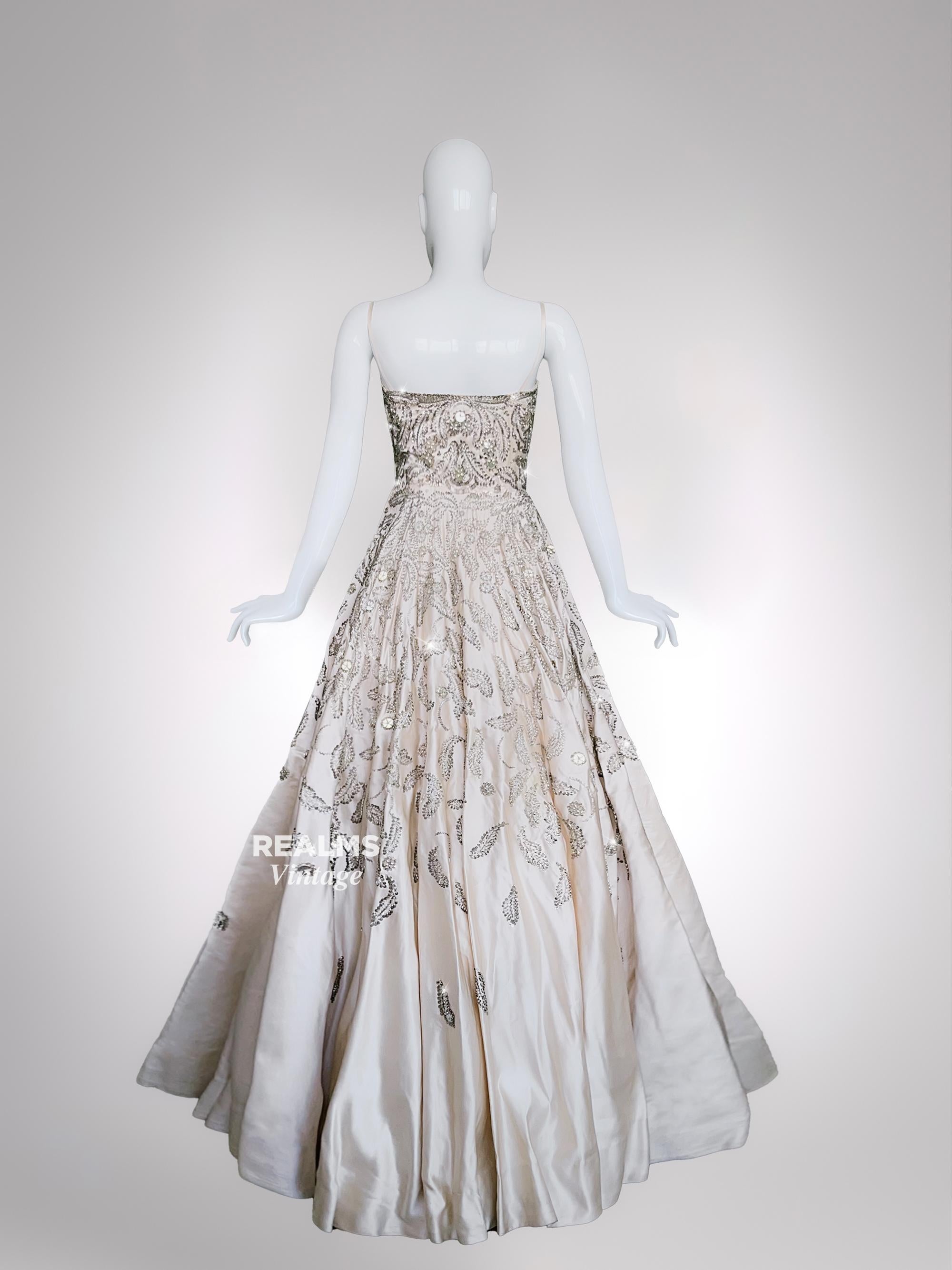 Women's Pierre Balmain Couture Ballgown  1955 Iconic Dress For Sale