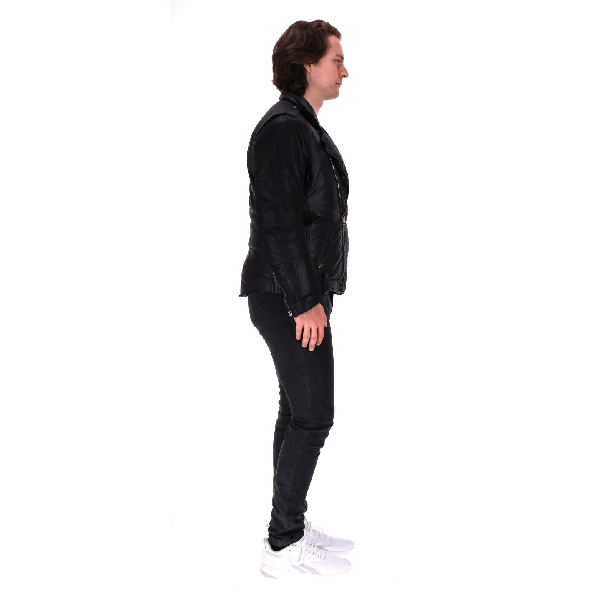 Nero Giacca in piuma d'oca di Pierre Balmain in vendita