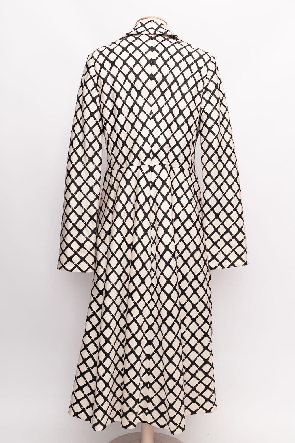 Beige Pierre Balmain Haute Couture Long Silk Coat on Black and White For Sale