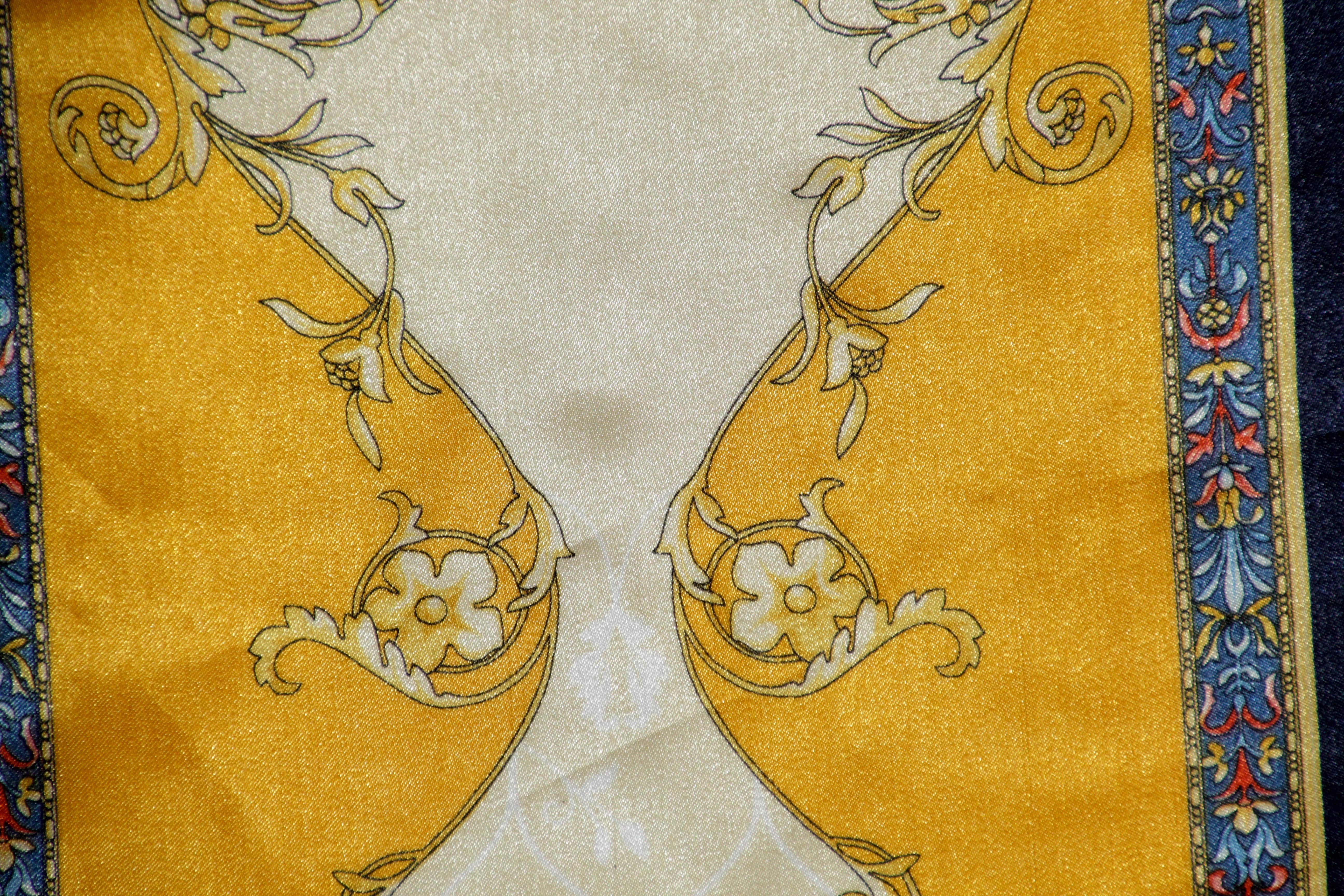 Pierre Balmain Paris Francois 1er Neckerchief Scarf Gold and Blue For Sale 2