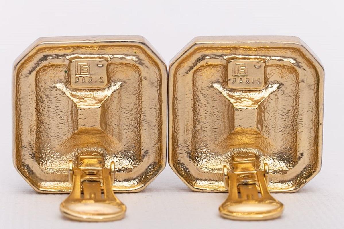 Women's Pierre Balmain Rhinestones Gilted Metal Clip-on Earrings For Sale
