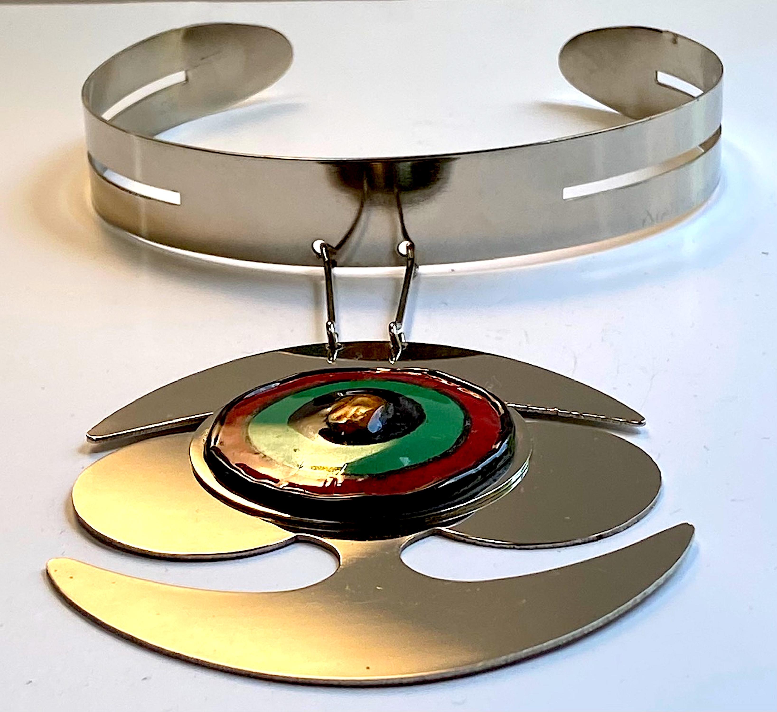 Pierre Cardin 1960s Space Age Mod Enamel & Chrome Necklace In Good Condition In New York, NY