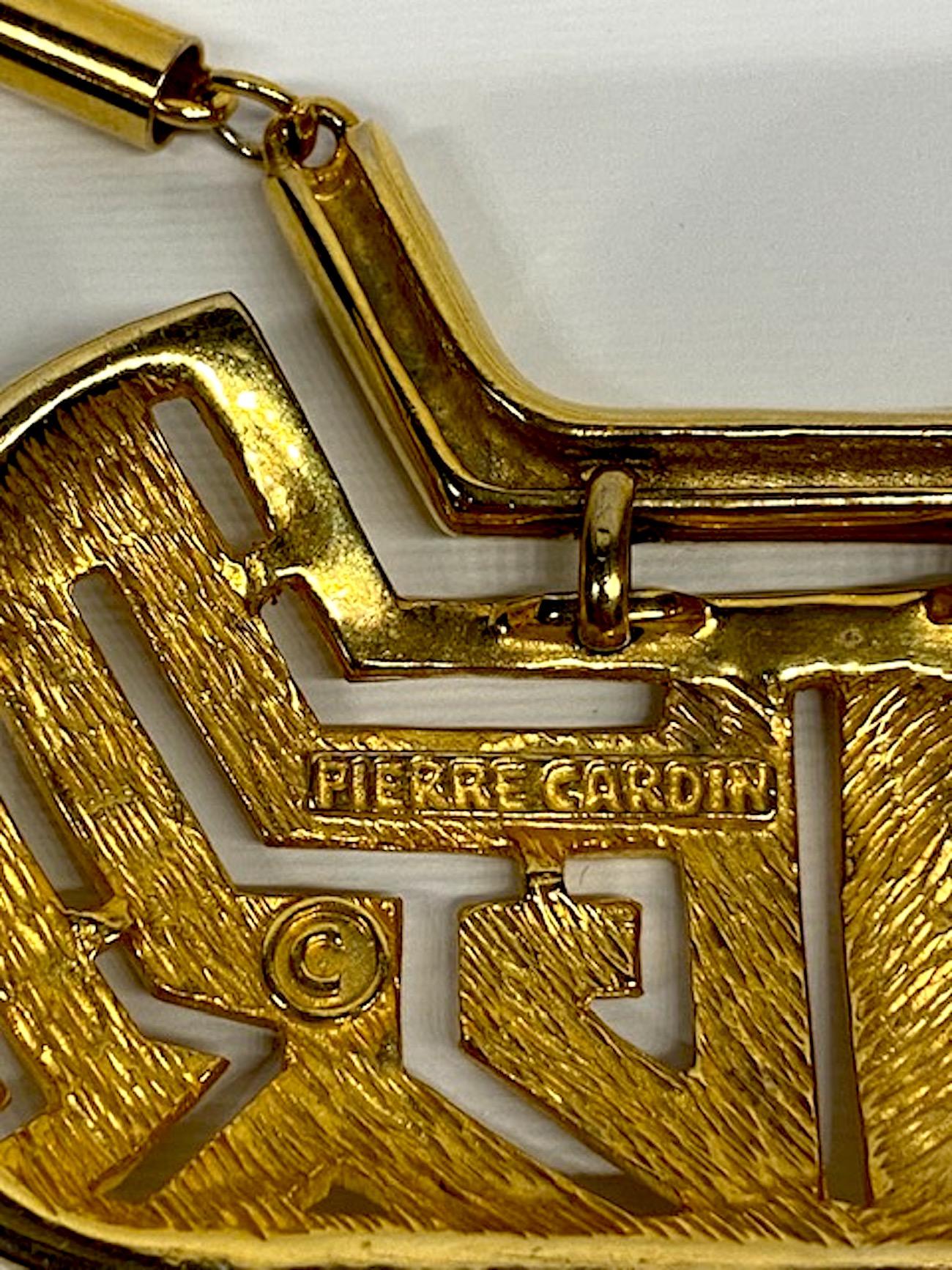 Pierre Cardin 1970/80s Pendant Necklace 8