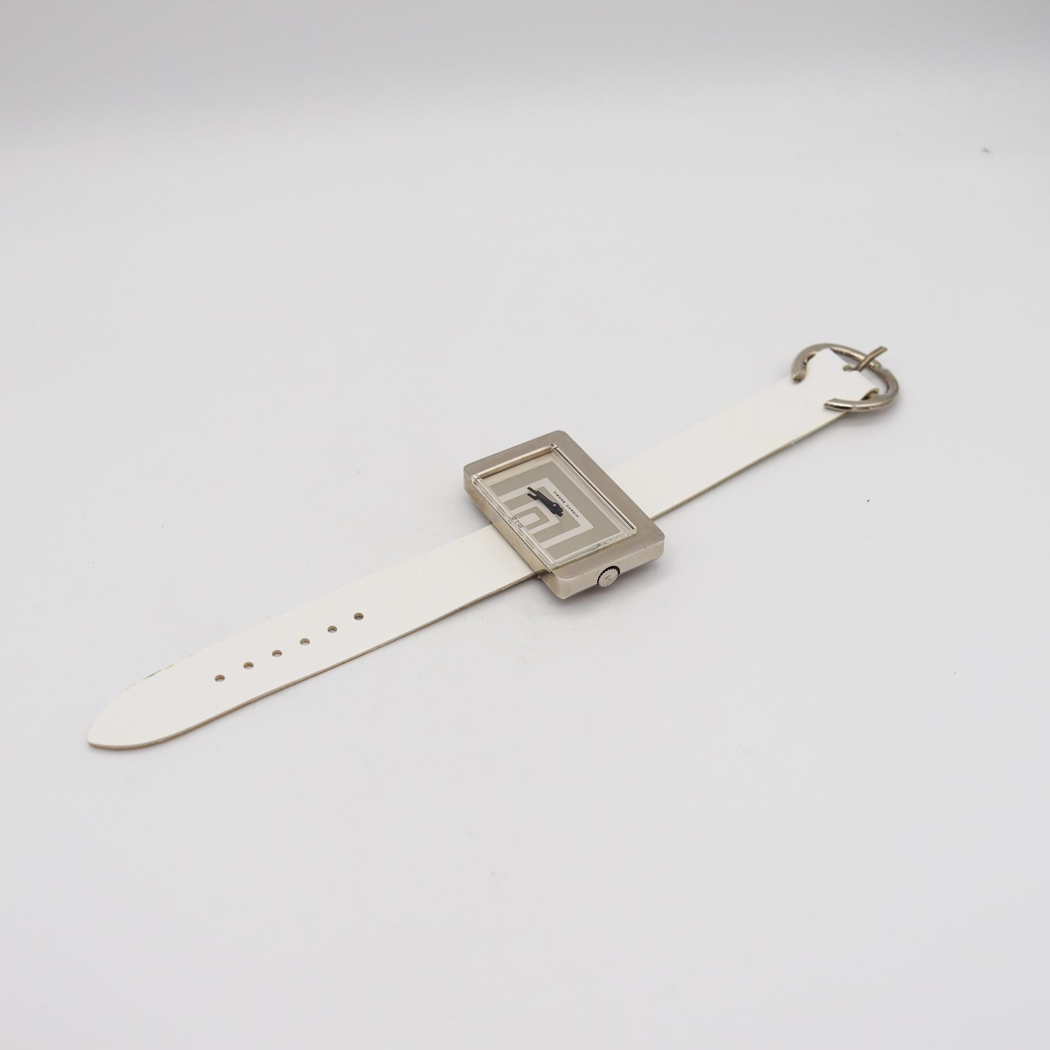 Jaeger-LeCoultre PC116 Handgelenkuhr, entworfen von Pierre Cardin.

Fabelhafte Retro-Armbanduhr, entworfen in Frankreich vom Pariser Modedesigner Pierre Cardin im Jahr 1971. Bei dieser schönen und seltenen Uhr handelt es sich um das Modell PC116 von