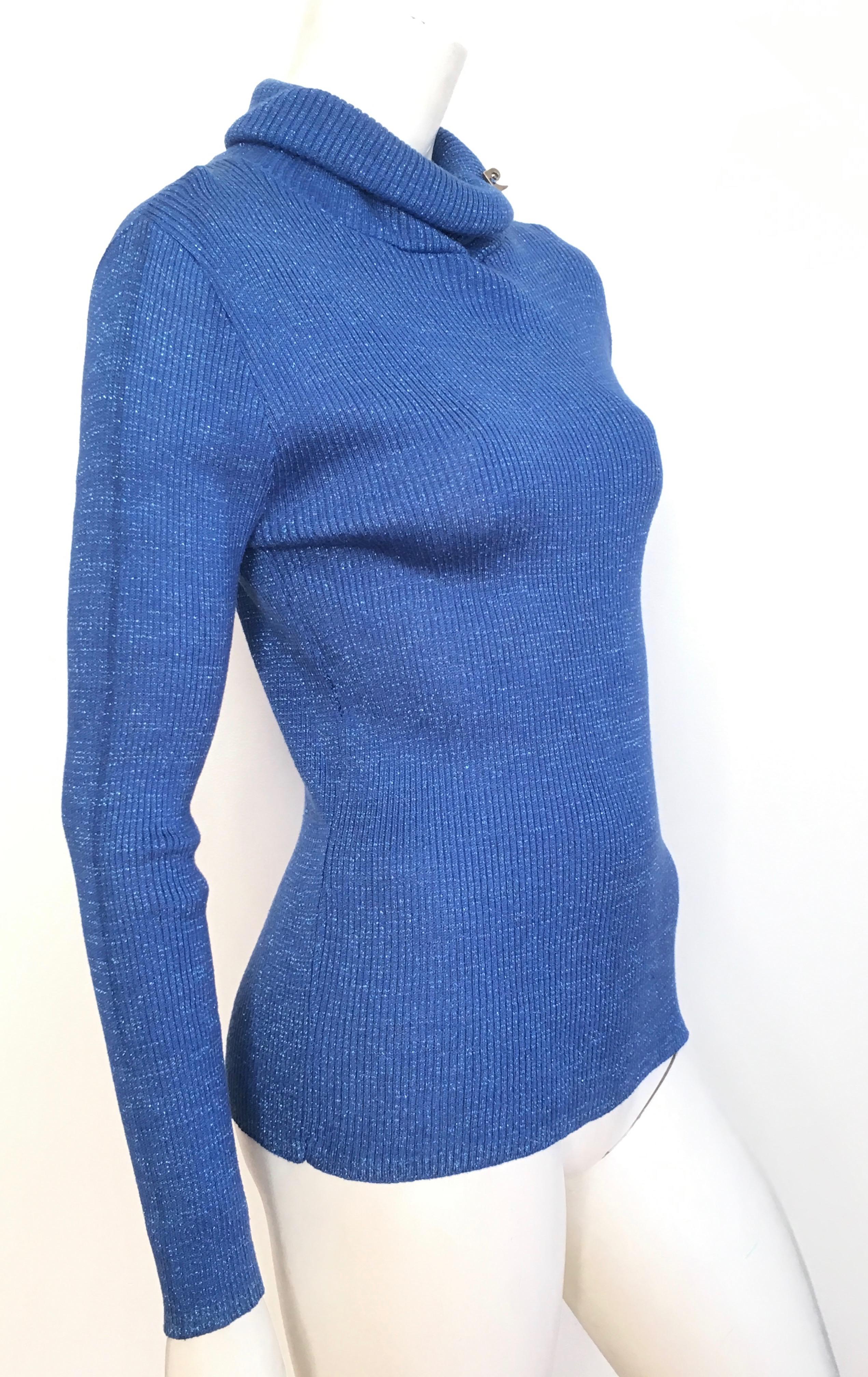 Pierre Cardin 1980s Metallic Turtle Neck Long Sleeve Pullover Size 4 / 6. For Sale 1