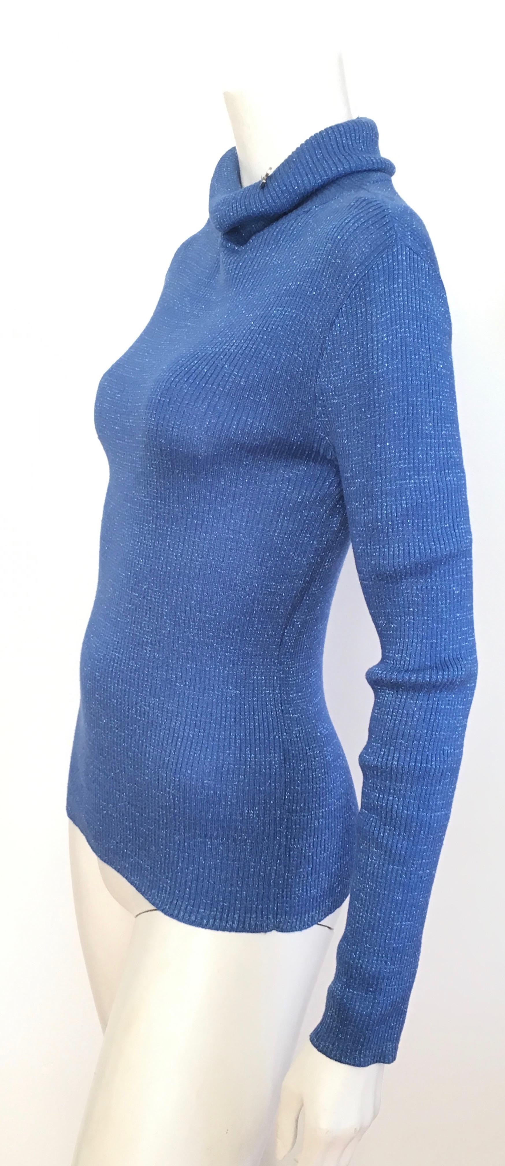 Pierre Cardin 1980s Metallic Turtle Neck Long Sleeve Pullover Size 4 / 6. For Sale 4