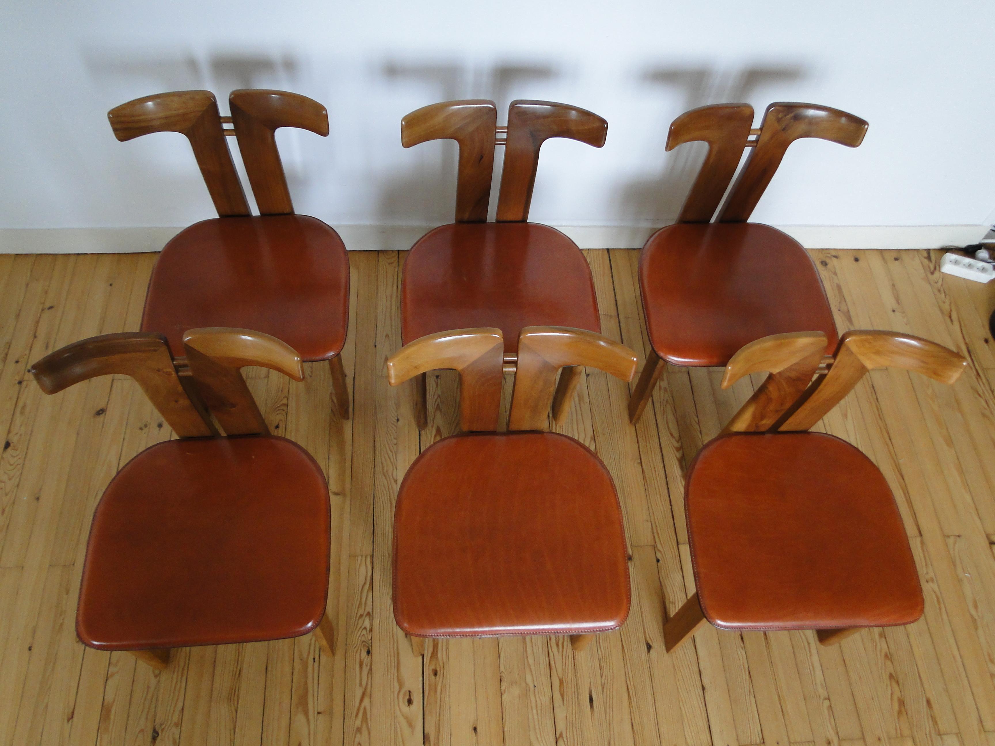 Late 20th Century Pierre Cardin 6 Dining Chairs Chaises in Walnut and Leather  France