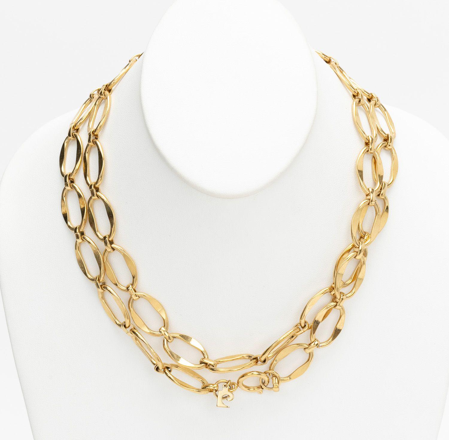 Pierre Cardin 80s Chaîne à maillons en or Pour femmes en vente