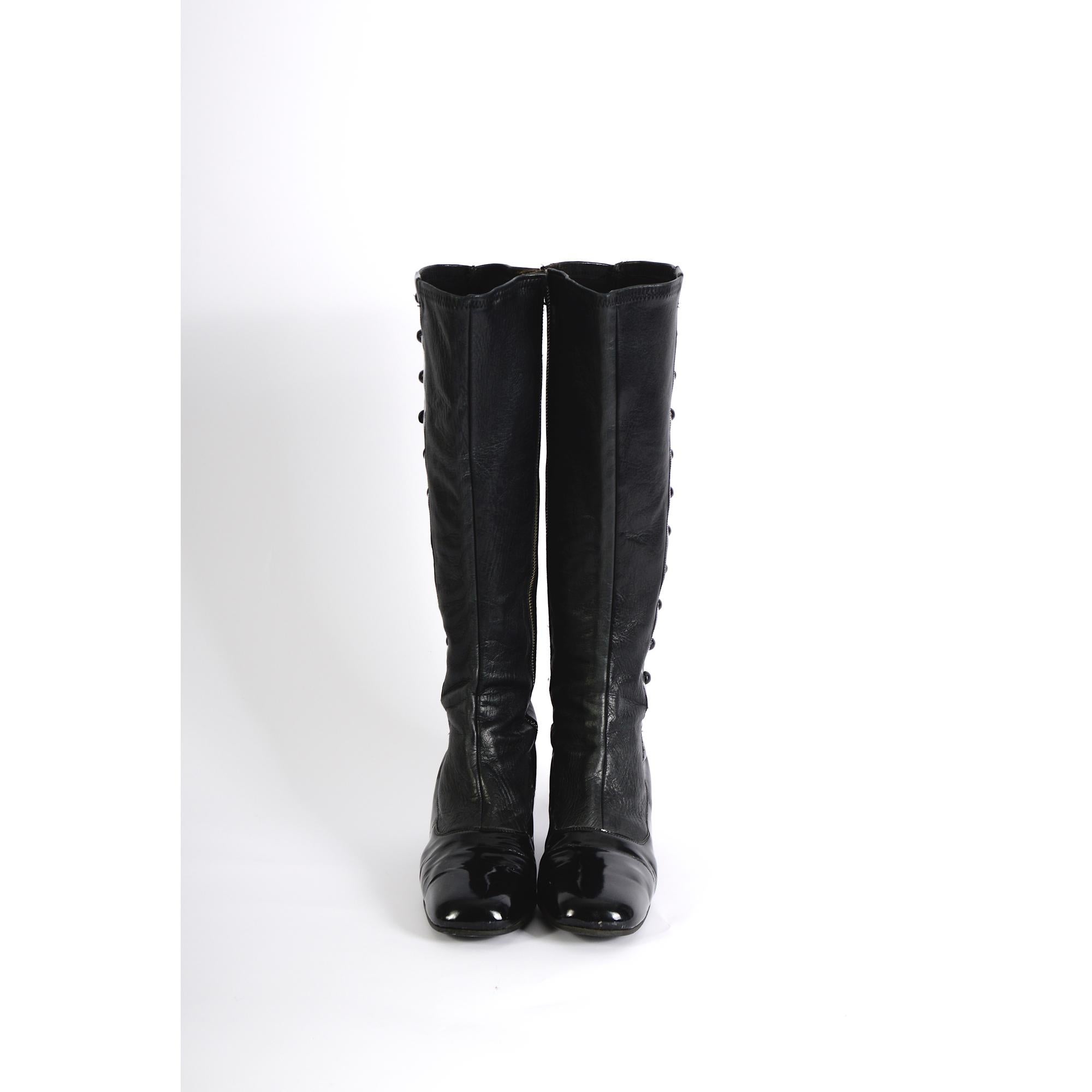 Pierre Cardin Archive Museum-Worthy Vintage Space-Age Black Boots. In Good Condition For Sale In Antwerpen, Vlaams Gewest