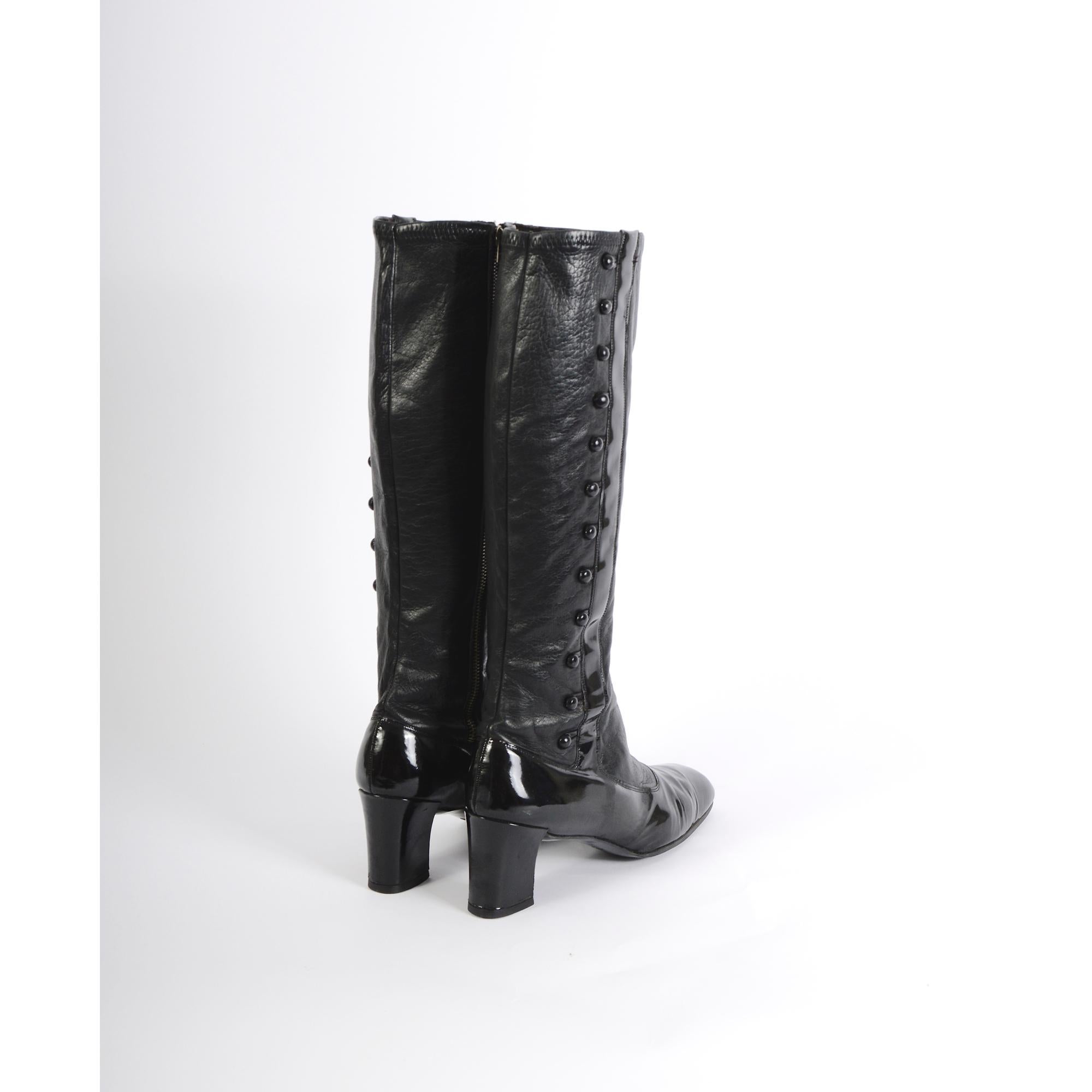 Pierre Cardin Archive Museum-Worthy Vintage Space-Age Black Boots. For Sale 2