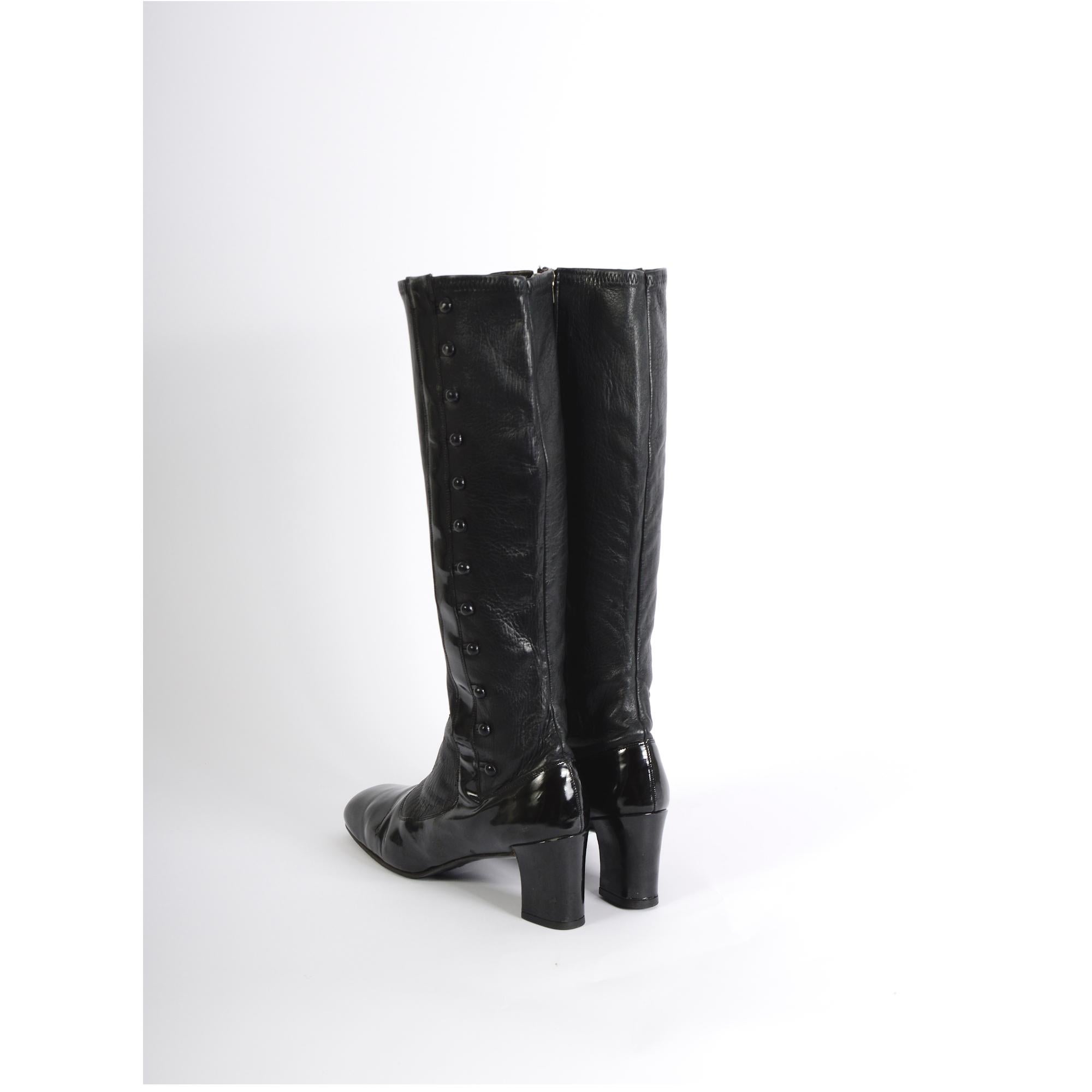 Pierre Cardin Archive Museum-Worthy Vintage Space-Age Black Boots. For Sale 4