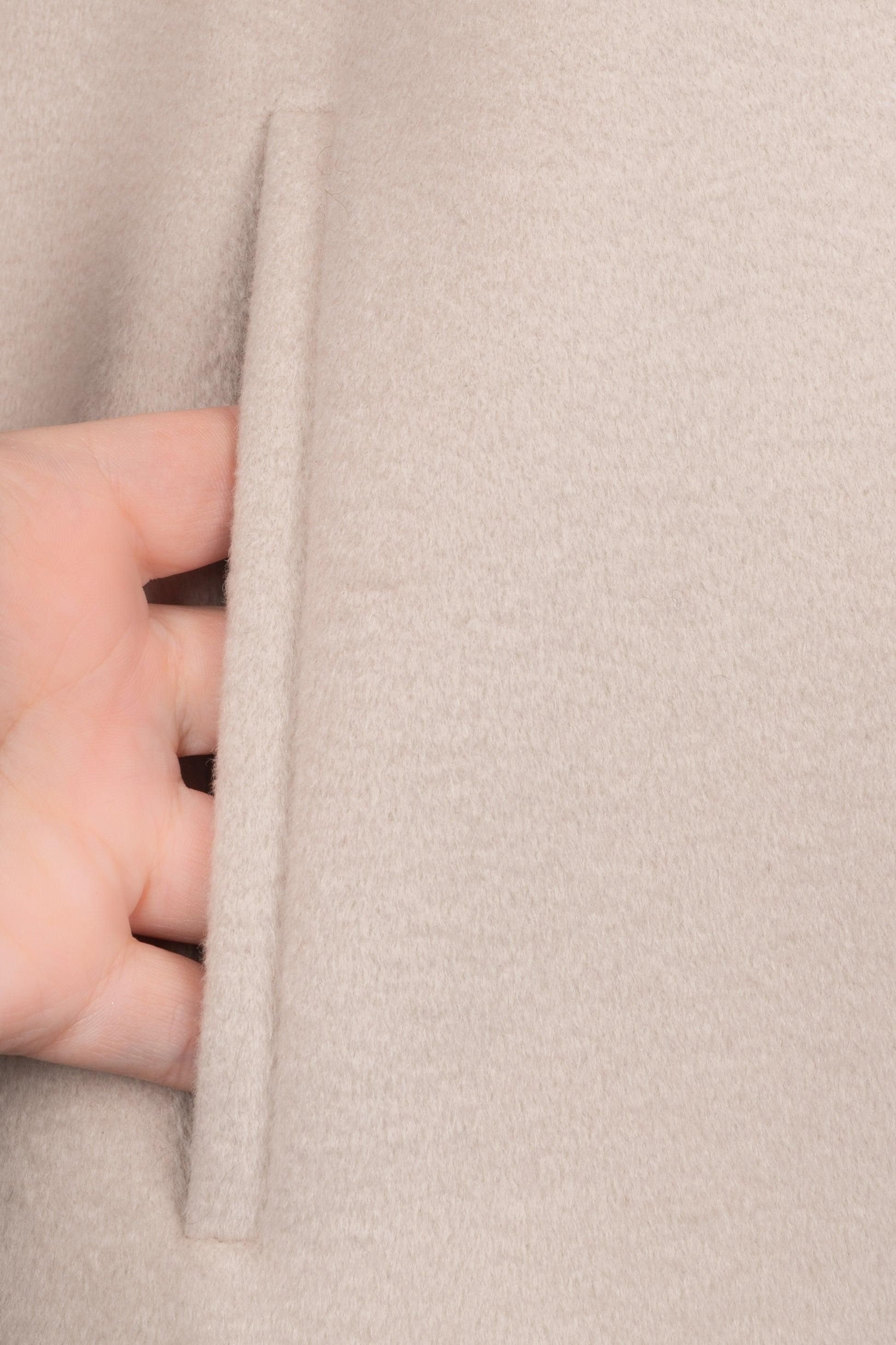 Pierre Cardin Cappotto beige in cashmere e lana in vendita 2