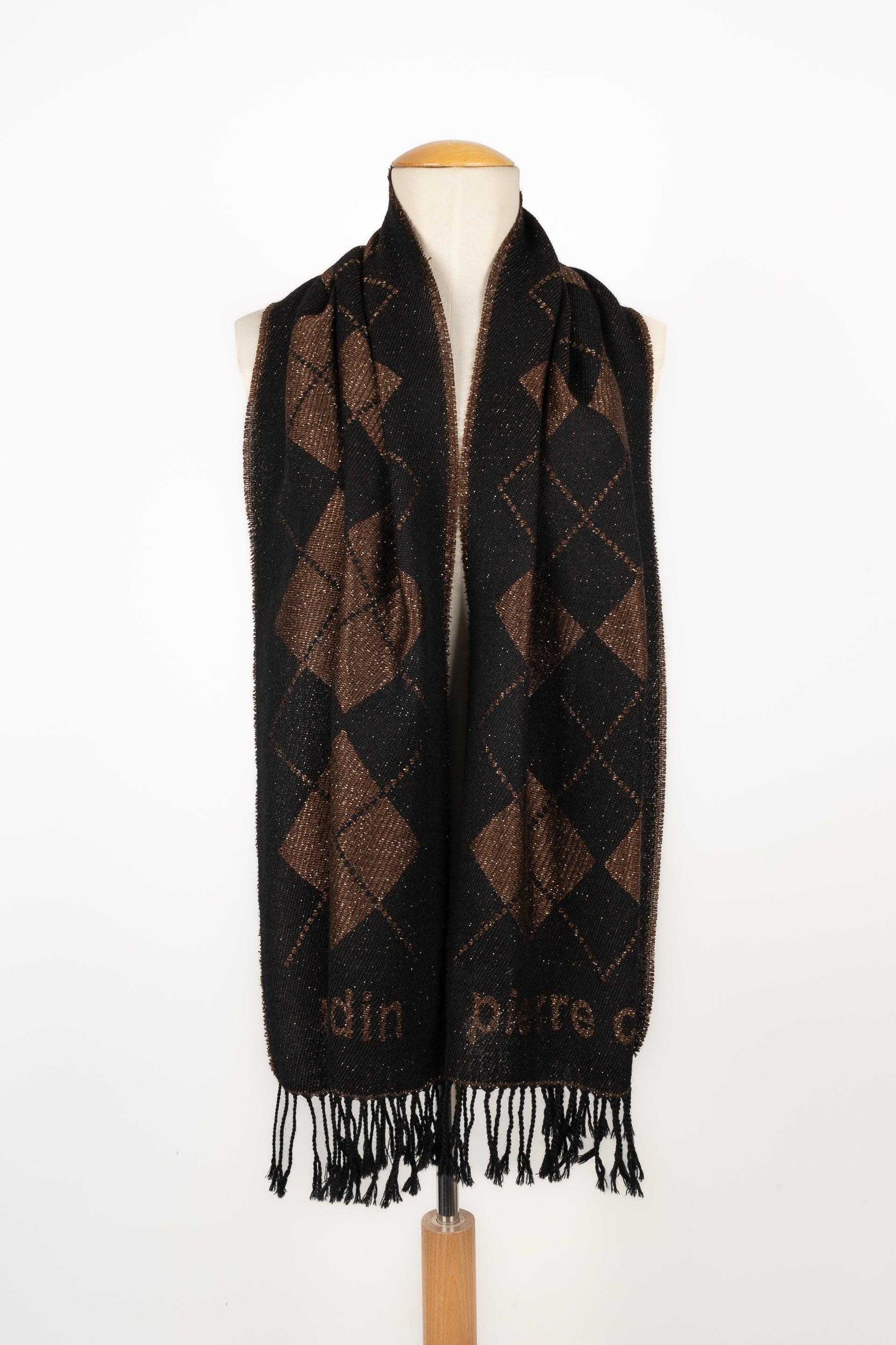 Pierre Cardin Black and Brown Scarf In Excellent Condition For Sale In SAINT-OUEN-SUR-SEINE, FR