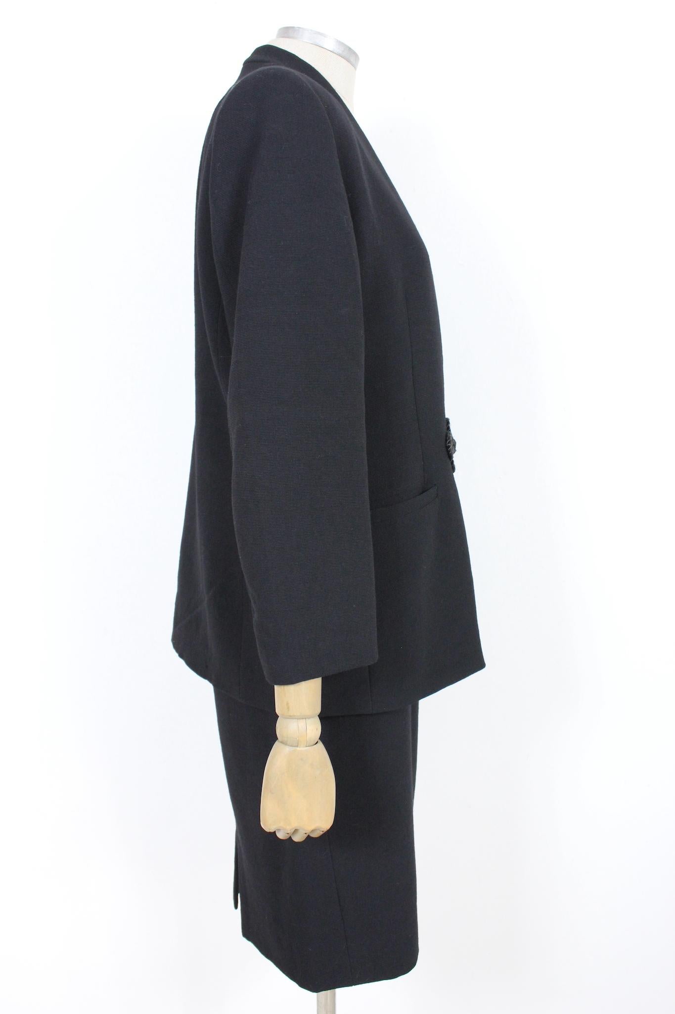 Noir Pierre Cardin - Tailleur jupe noire élégante, années 1980 en vente