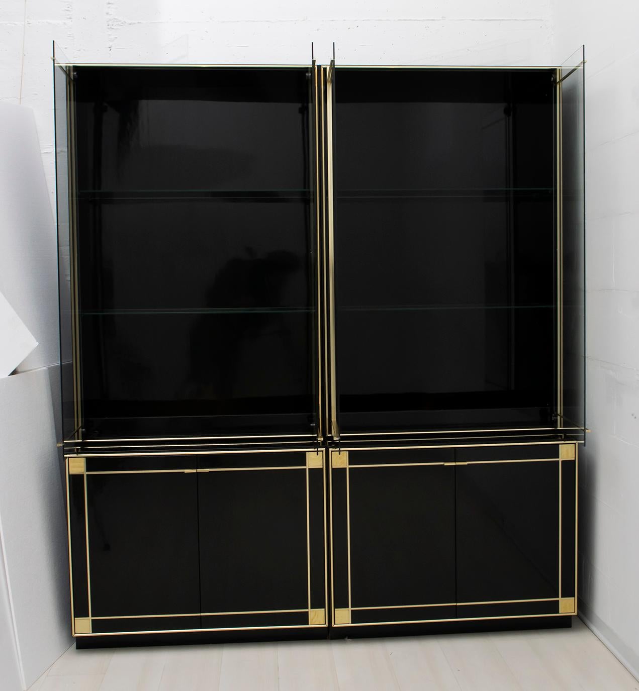 Pierre Cardin Black Lacquered Sideboard Bar Cabinet with Brass Details, 1980s 7