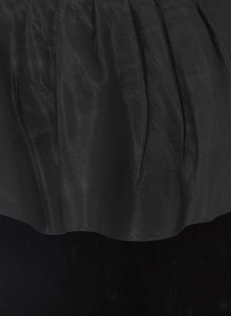 Women's Pierre Cardin Black Velvet Evening Dress For Sale