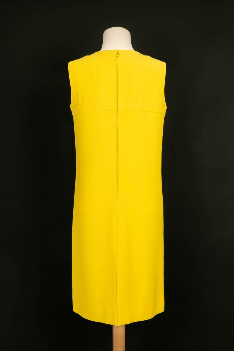 Pierre Cardin Canary Yellow Wool Blend Dress In Excellent Condition For Sale In SAINT-OUEN-SUR-SEINE, FR
