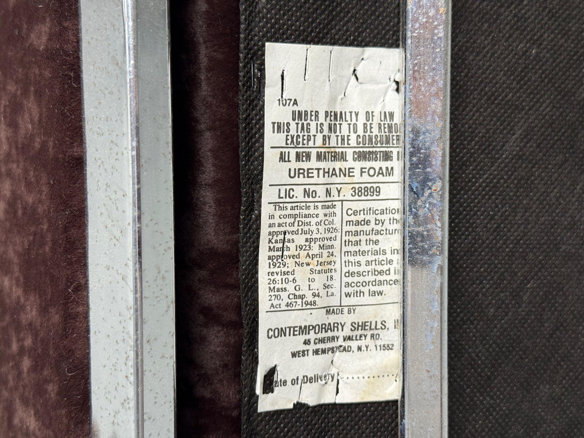 Pierre Cardin, métal chromé, velours, six chaises de salle à manger, États-Unis, années 1970 en vente 4