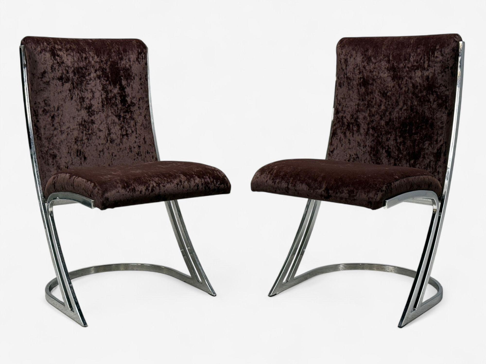 Américain Pierre Cardin, métal chromé, velours, six chaises de salle à manger, États-Unis, années 1970 en vente