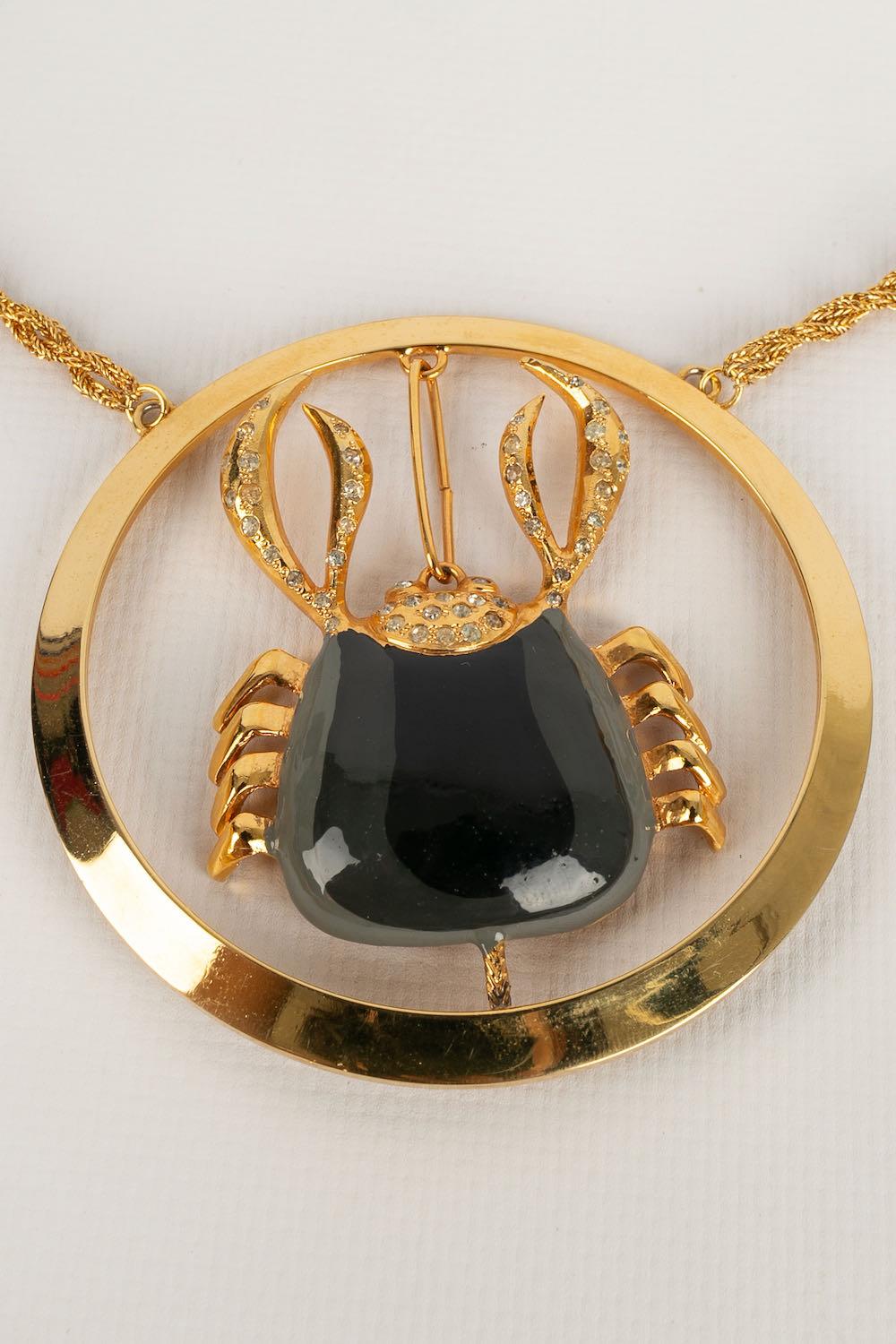 Women's Pierre Cardin Crab Necklace in Golden Metal For Sale