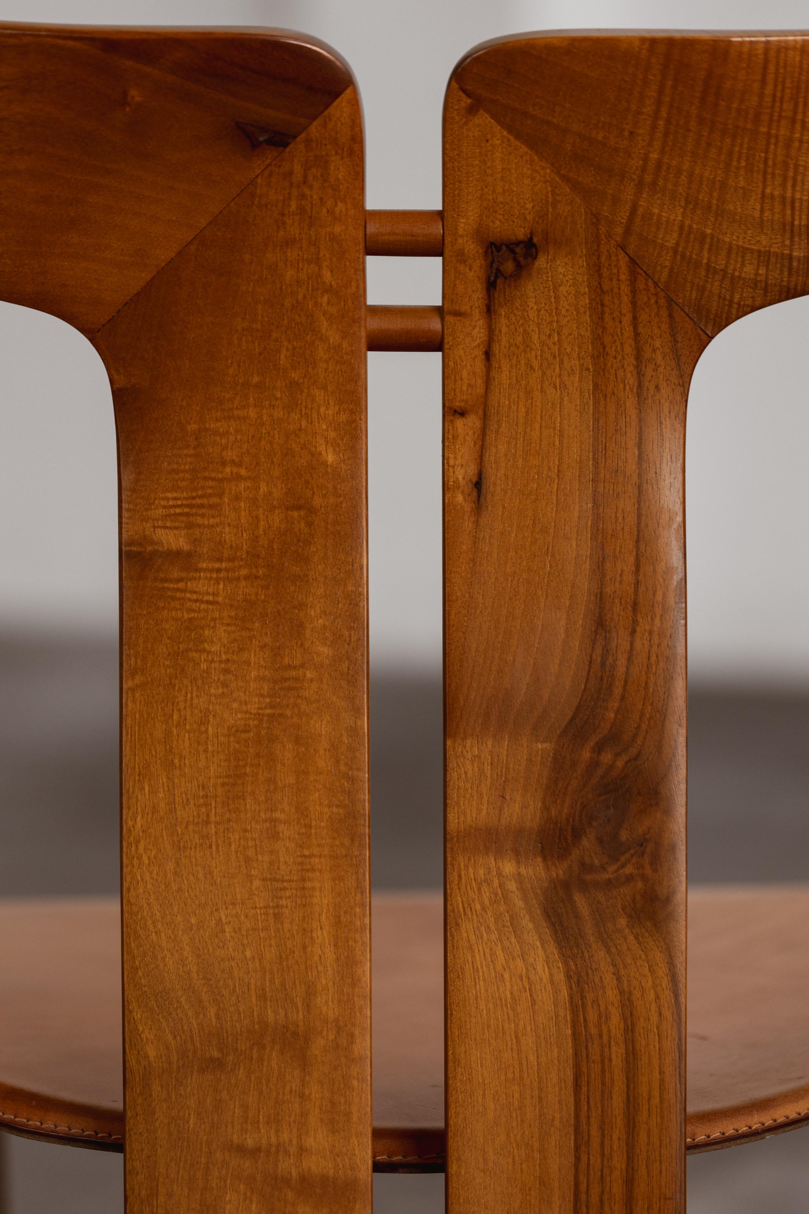 Esszimmerstühle von Pierre Cardin für Roche Bobois, cognacfarbenes Leder, 1970, 2er-Set (Ende des 20. Jahrhunderts) im Angebot