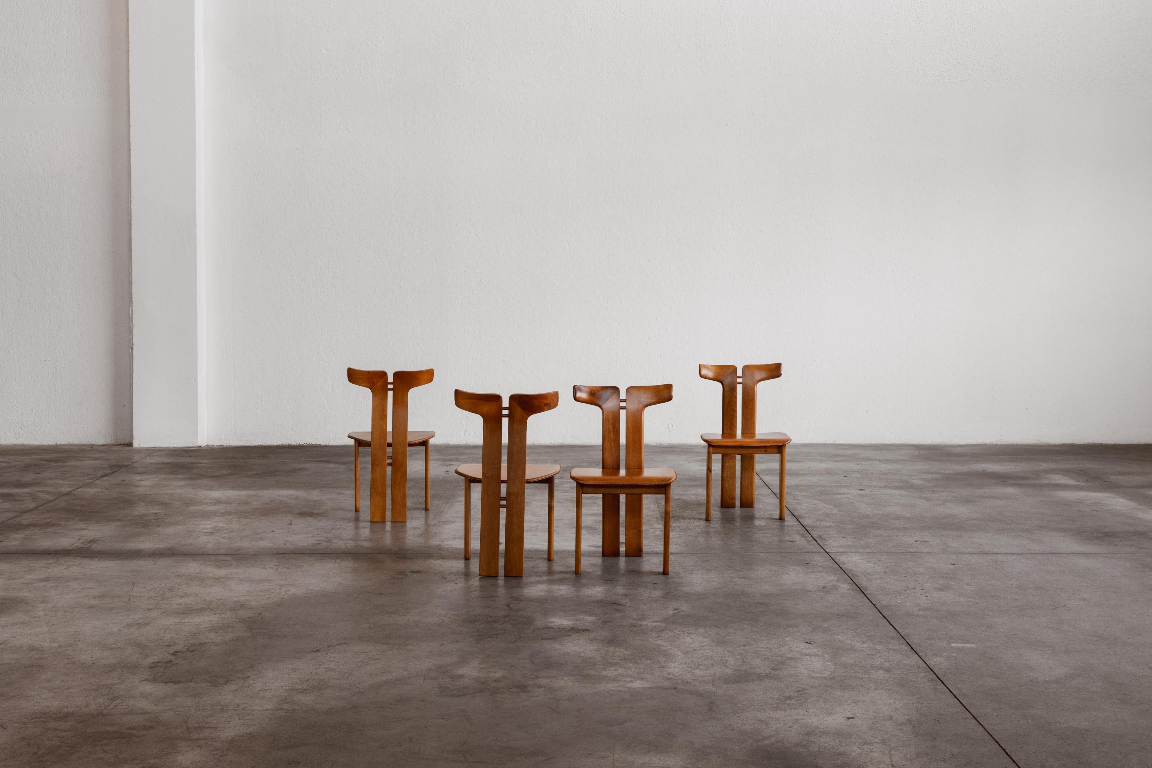 Esszimmerstühle von Pierre Cardin für Roche Bobois, cognacfarbenes Leder, 1970, 4er-Set im Angebot 5