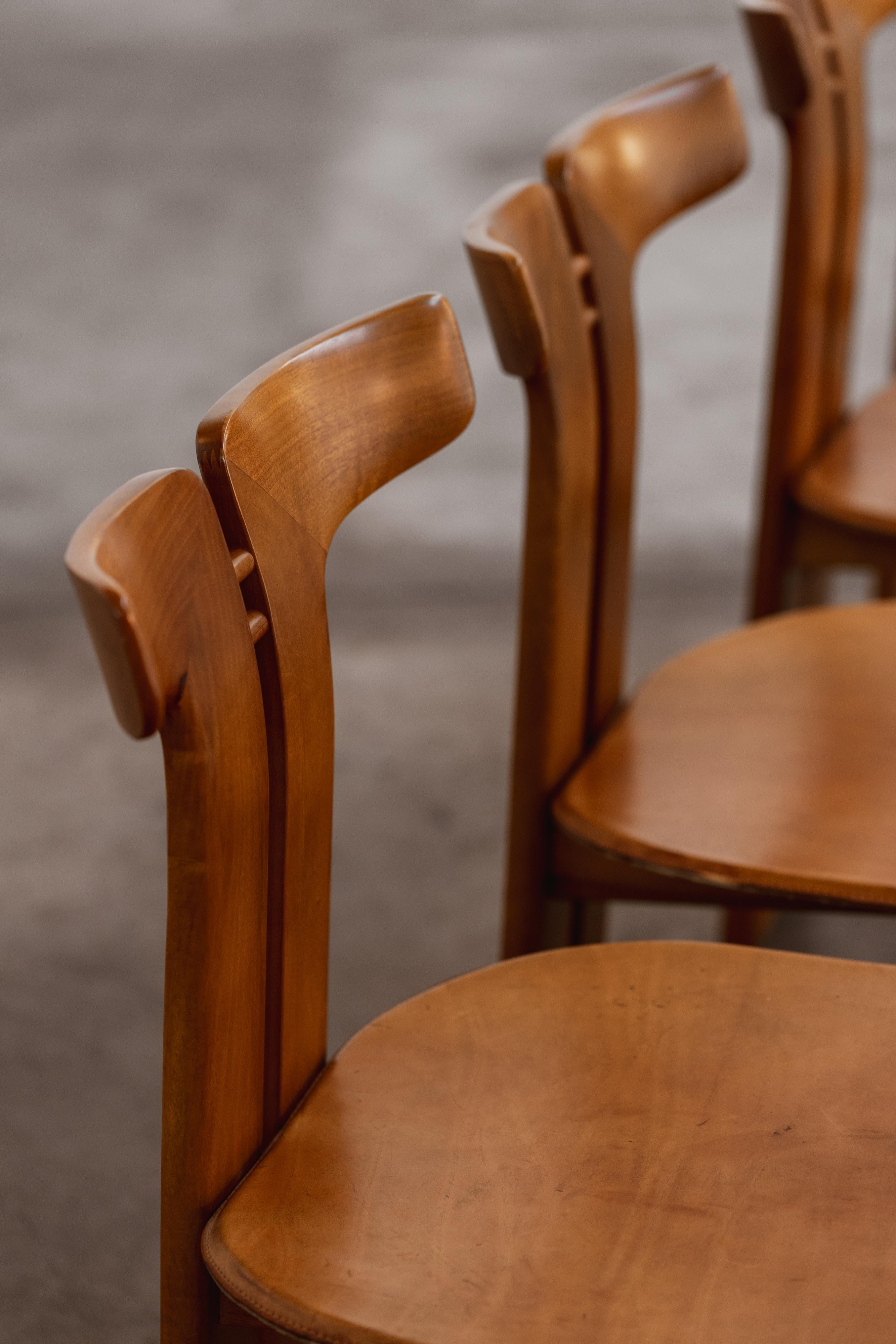 Sedie da pranzo Pierre Cardin per Roche Bobois, pelle cognac, 1970, Set di 6 in vendita 6