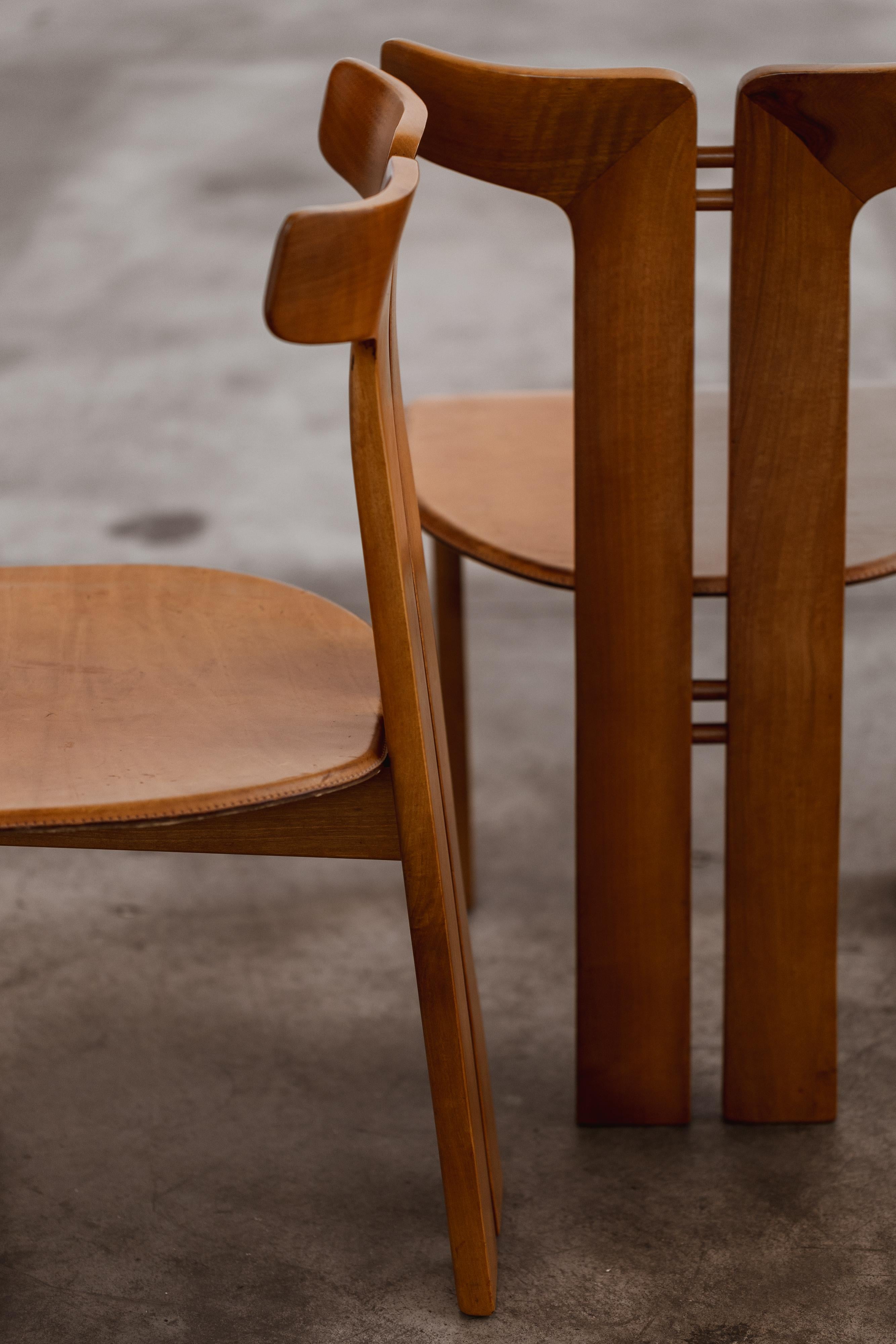 Sedie da pranzo Pierre Cardin per Roche Bobois, pelle cognac, 1970, Set di 6 in vendita 7