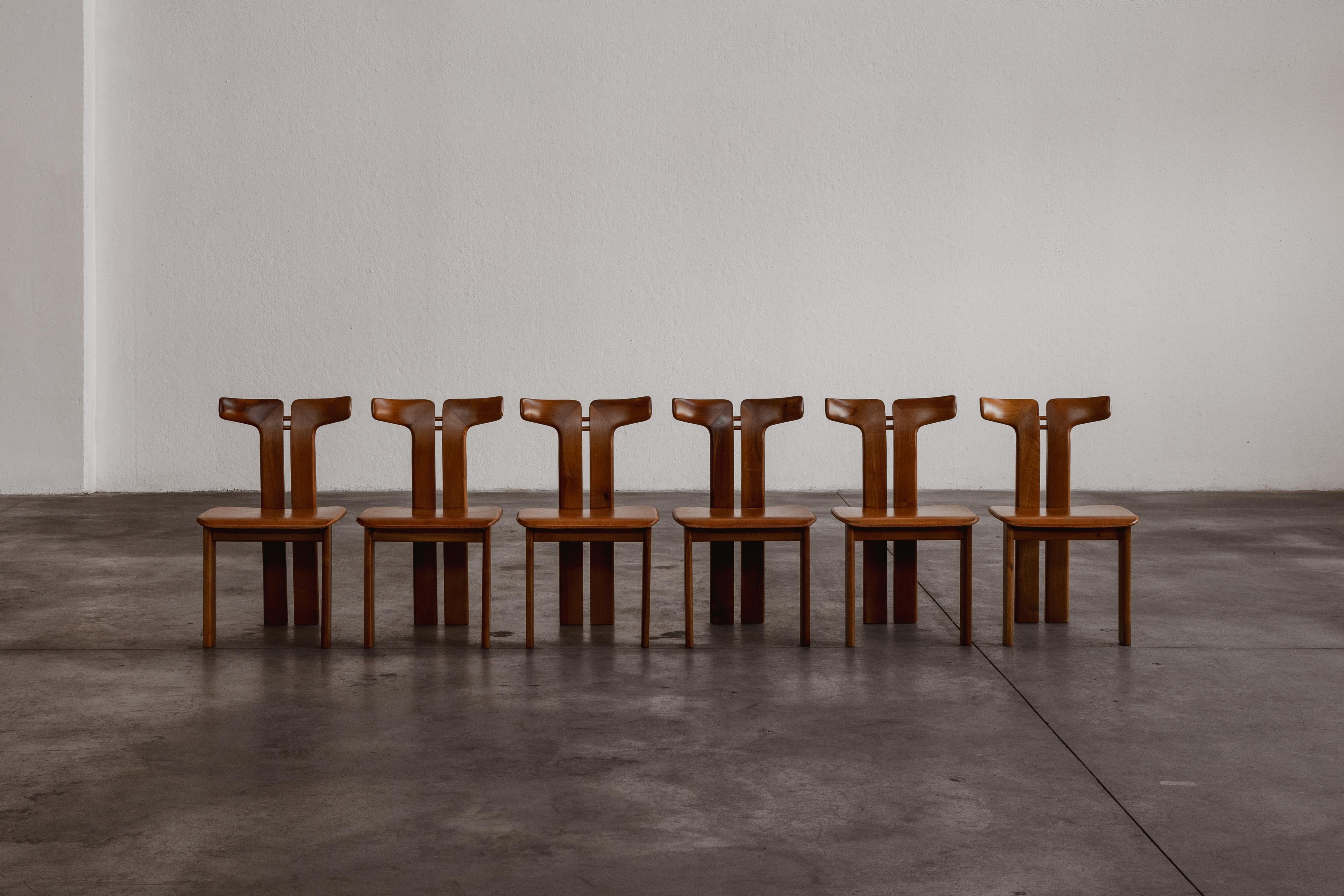 Sedie da pranzo Pierre Cardin per Roche Bobois, pelle cognac, 1970, Set di 6 In condizioni buone in vendita a Lonigo, Veneto