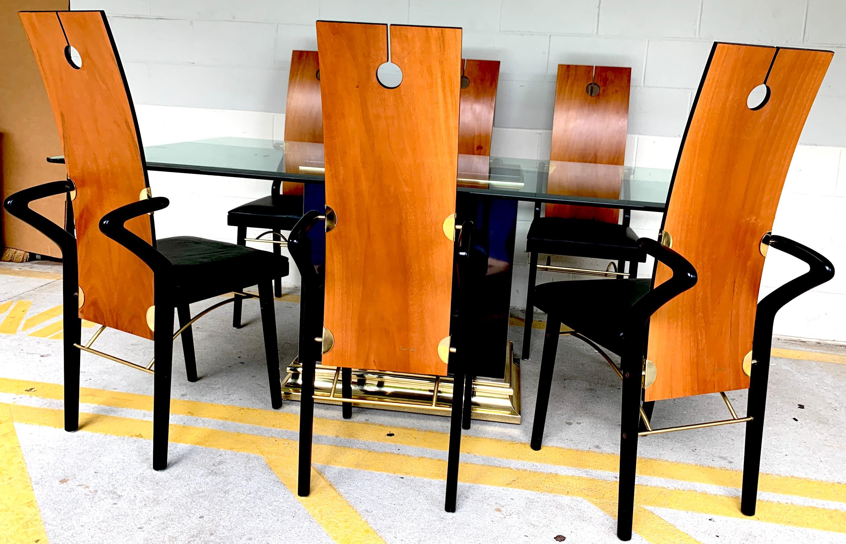 Pierre Cardin Esszimmer-Set, 6 Sessel mit Schlüssellochrückenlehne #26406 und Sockeltisch (Moderne der Mitte des Jahrhunderts) im Angebot