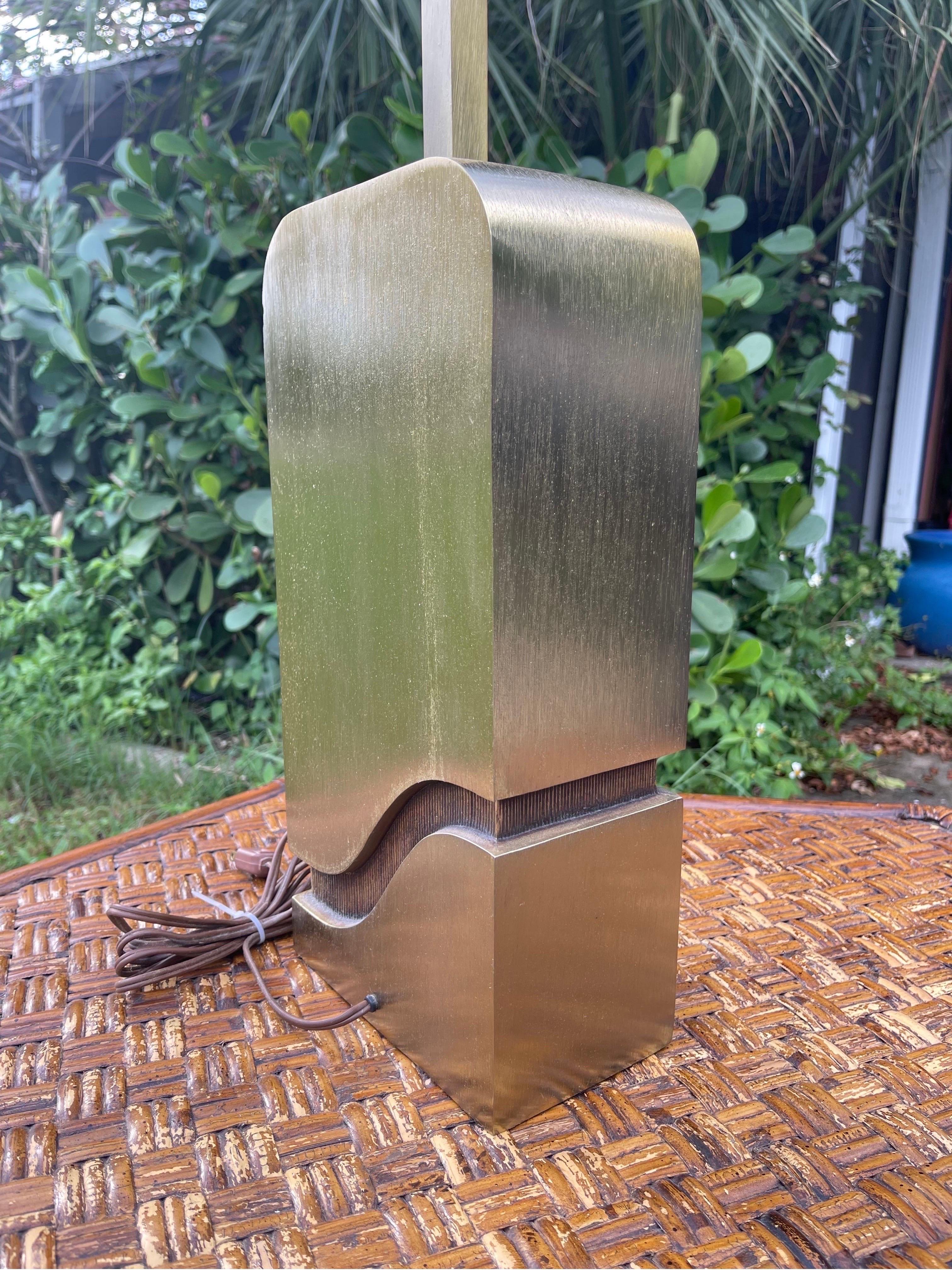 Pierre Cardin for Laurel Brass Finish Table Lamp In Good Condition For Sale In Jensen Beach, FL