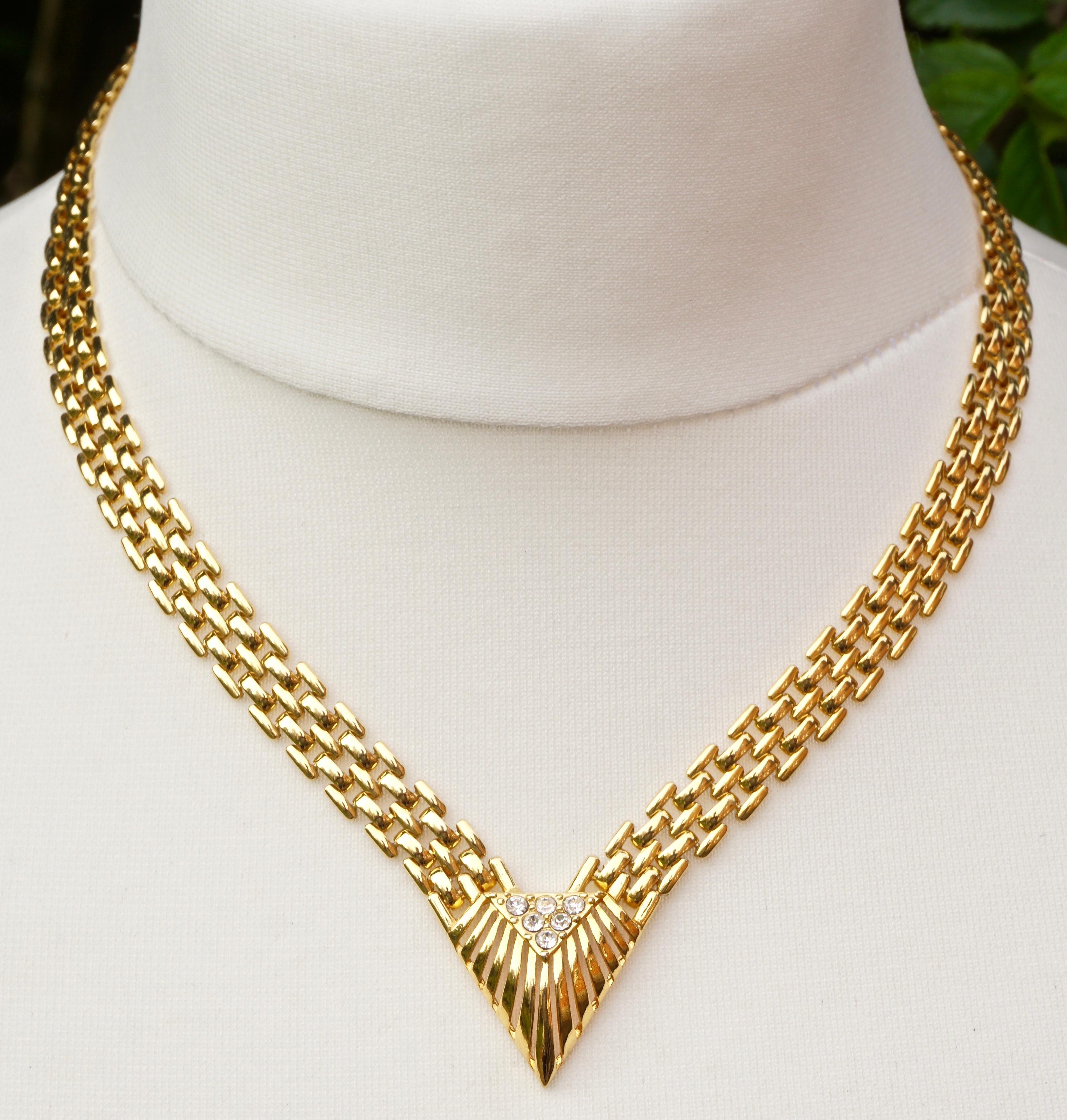 pierre cardin gold plated necklace
