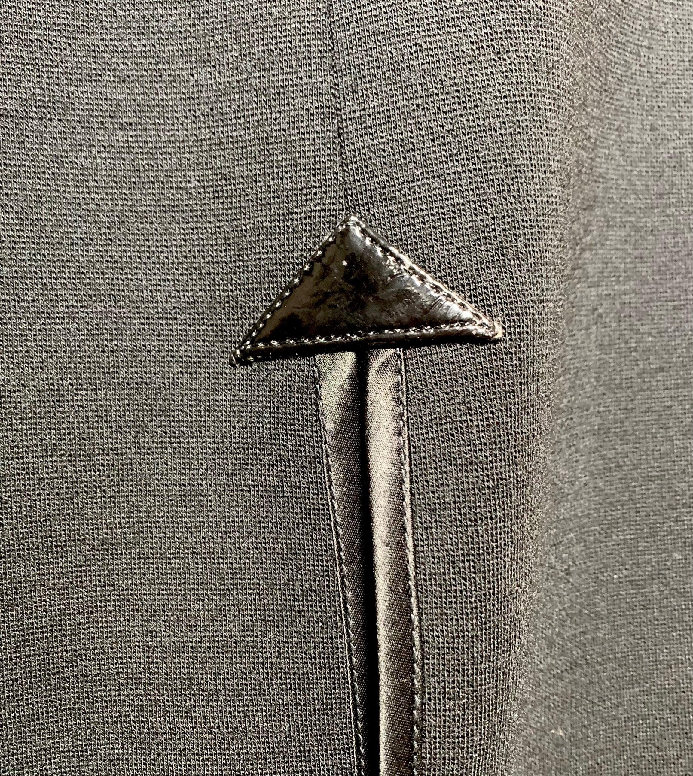 Pierre Cardin Haute Couture Mod Geometric Appliqué Shift Dress, Años 80 en Excelente estado para la venta en Los Angeles, CA