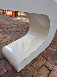 Console en cascade laquée Pierre Cardin