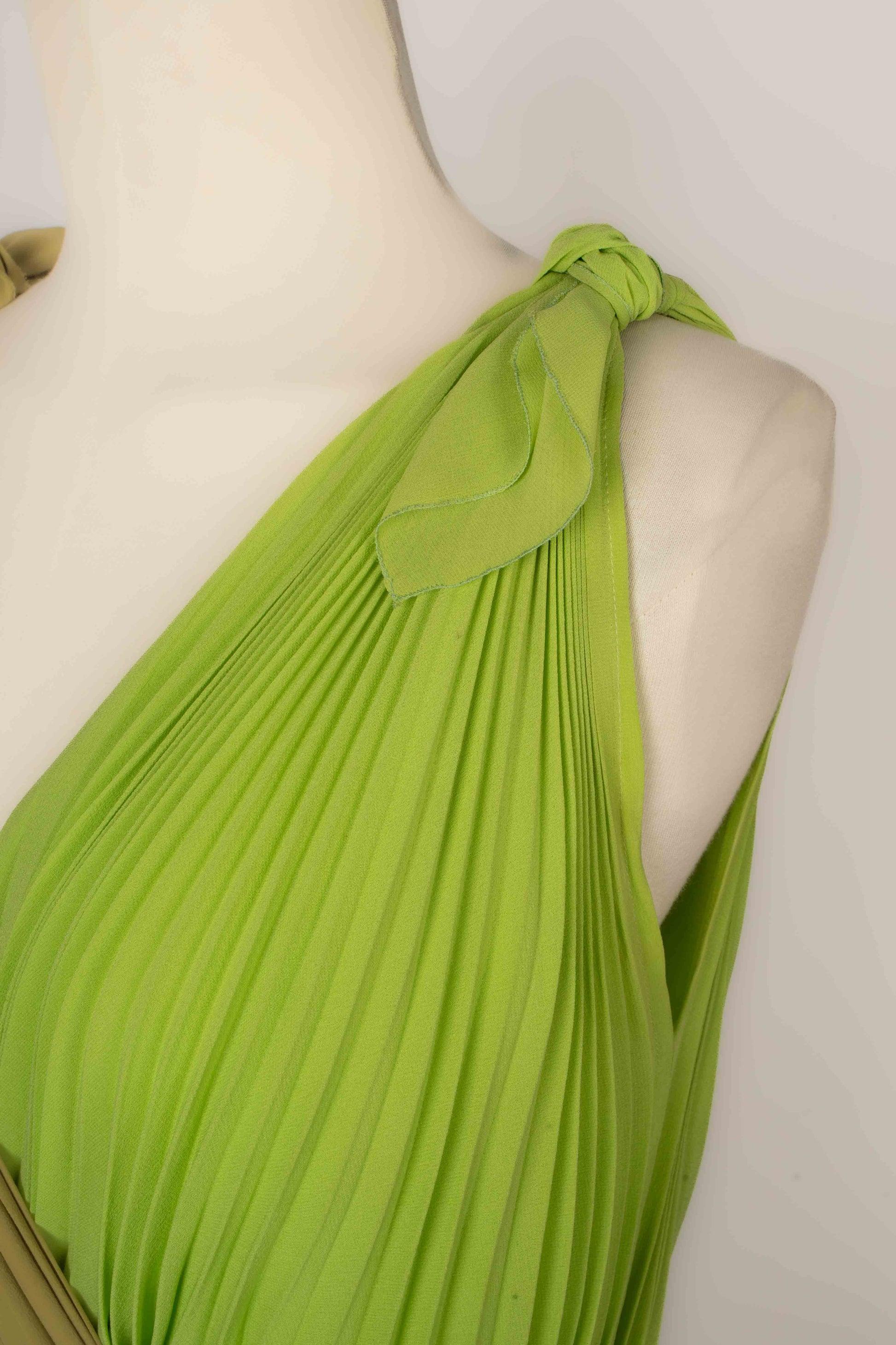 Vestido largo Pierre Cardin de crepé plisado en tonos verdes en venta 1