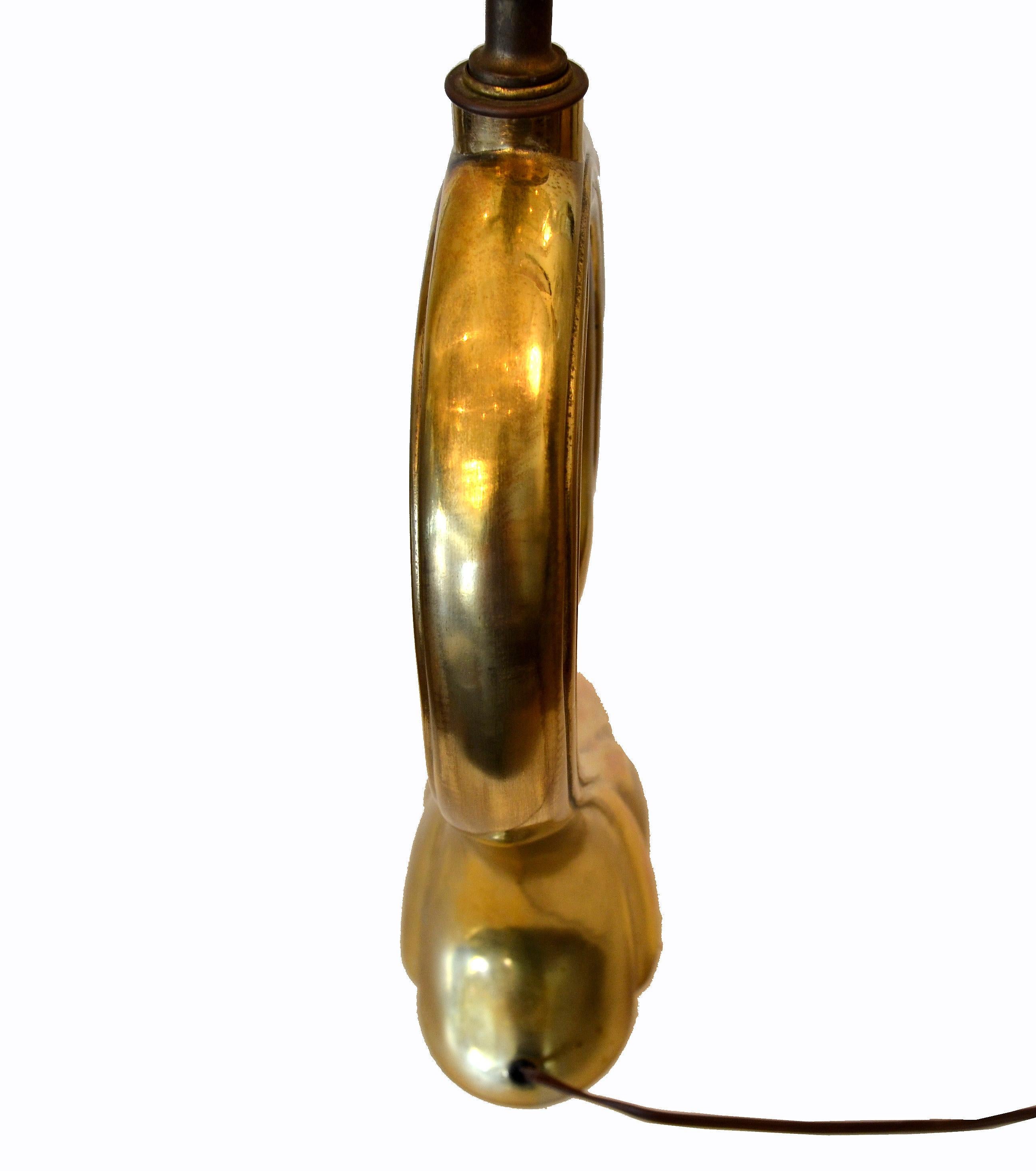 Lampe de bureau sculpturale en laiton de style Pierre Cardin, mi-siècle moderne, par Heyco en vente 2