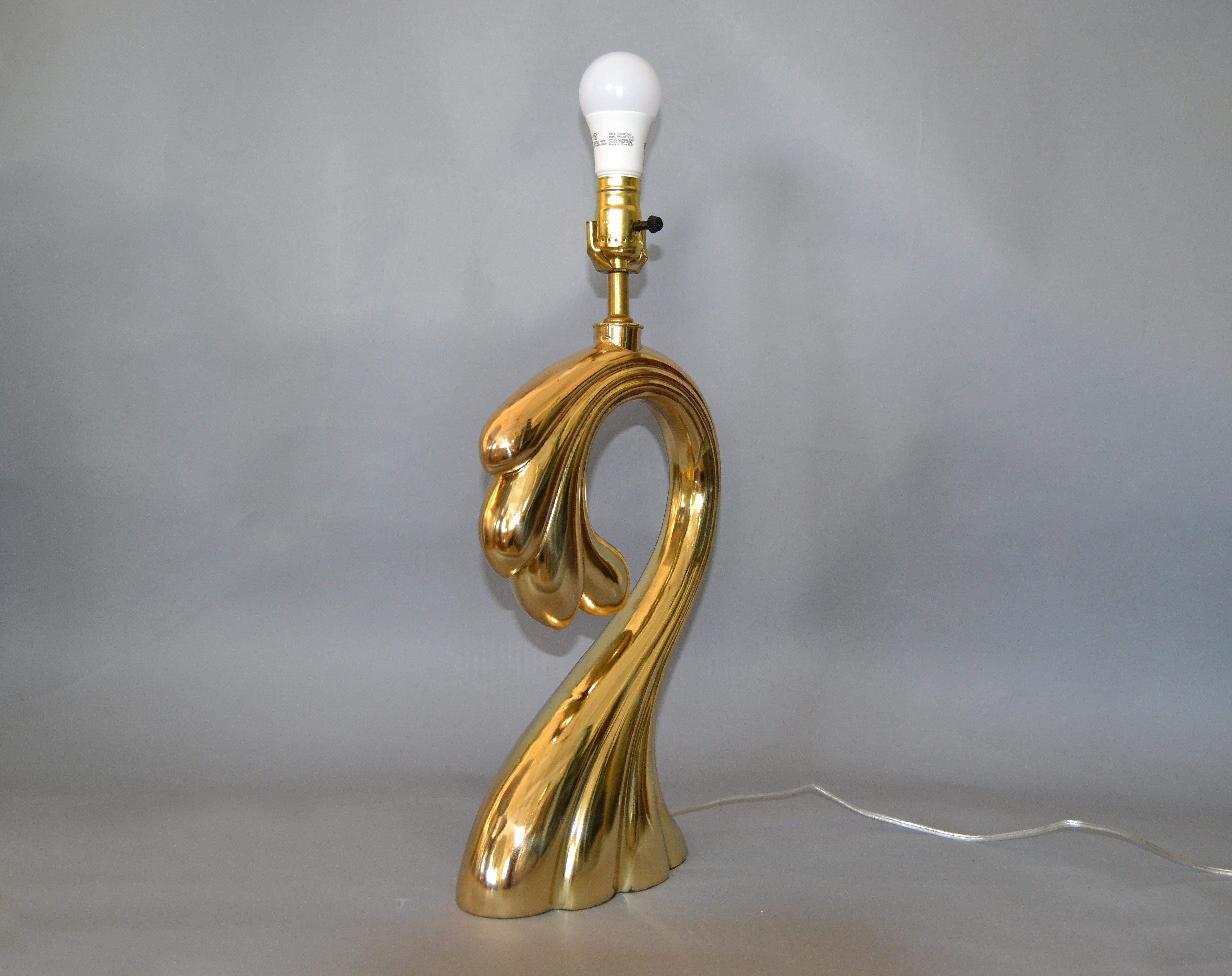 Pierre Cardin: Skulpturale Tischlampe aus Messing, Moderne Mitte des Jahrhunderts im Angebot 3