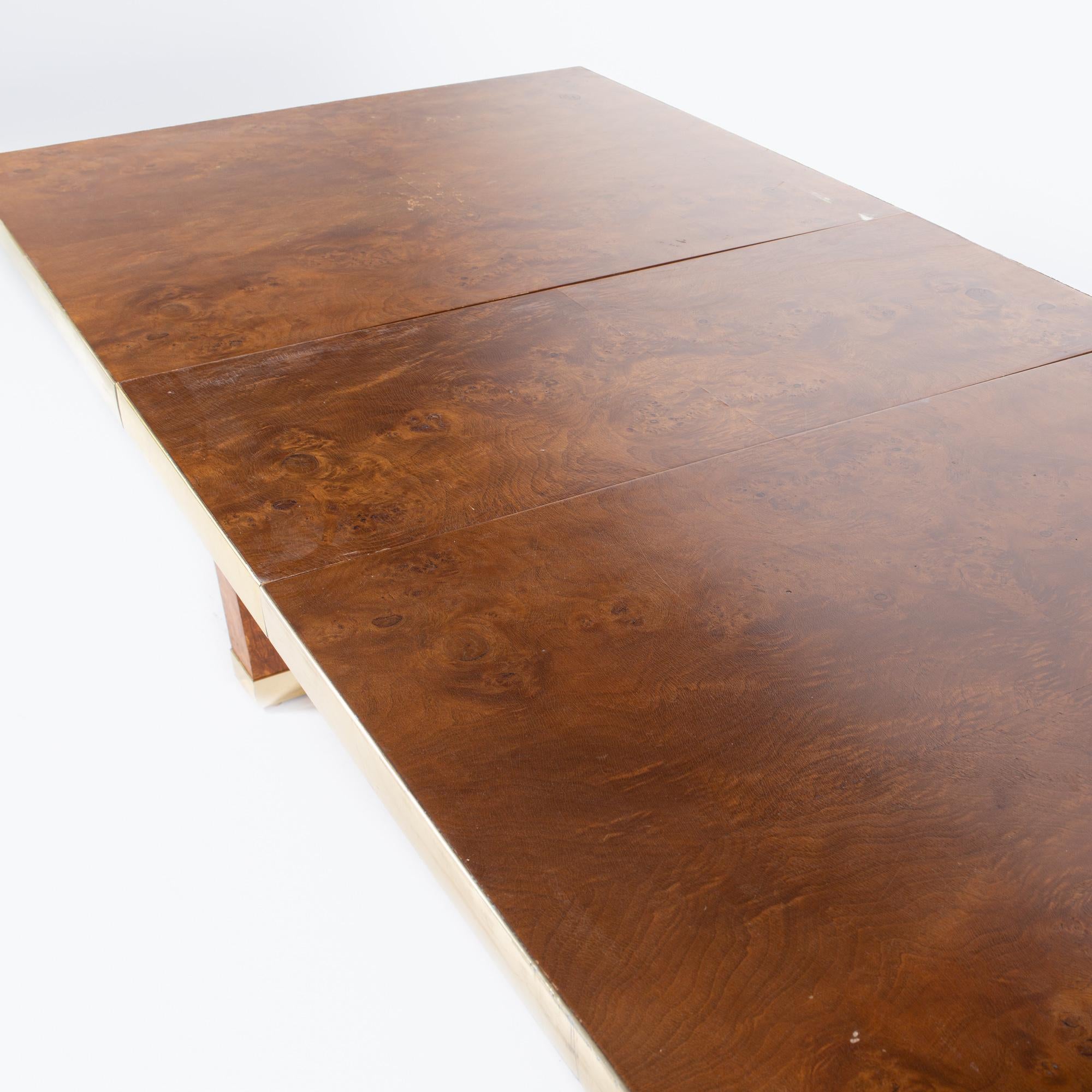 Pierre Cardin Table de salle à manger du milieu du siècle en bois d'ébène et laiton en vente 8