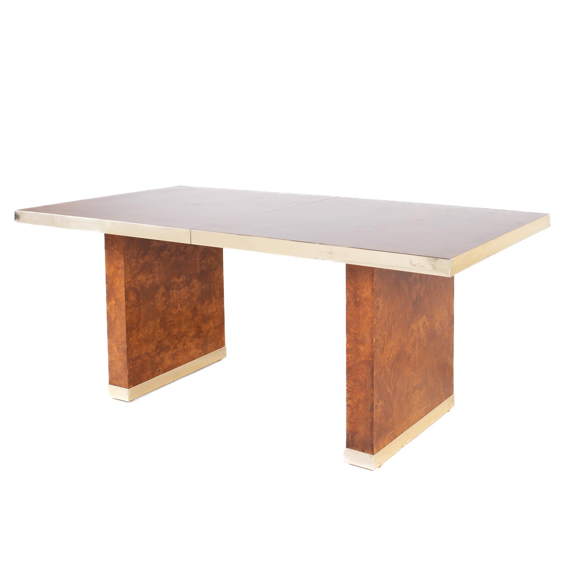 Mid-Century Modern Pierre Cardin Table de salle à manger du milieu du siècle en bois d'ébène et laiton en vente
