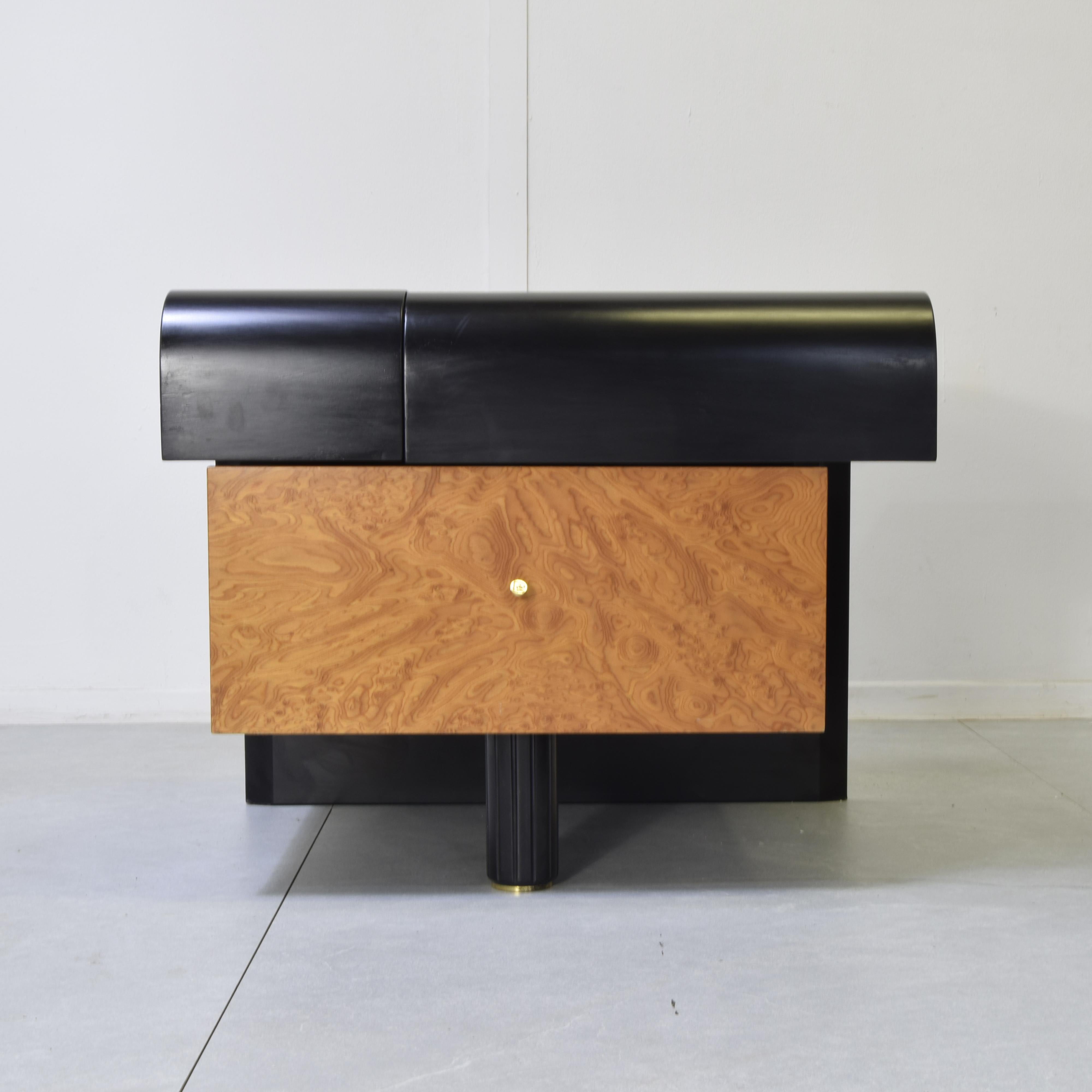 Mesitas de noche Pierre Cardin años 70. en venta 6