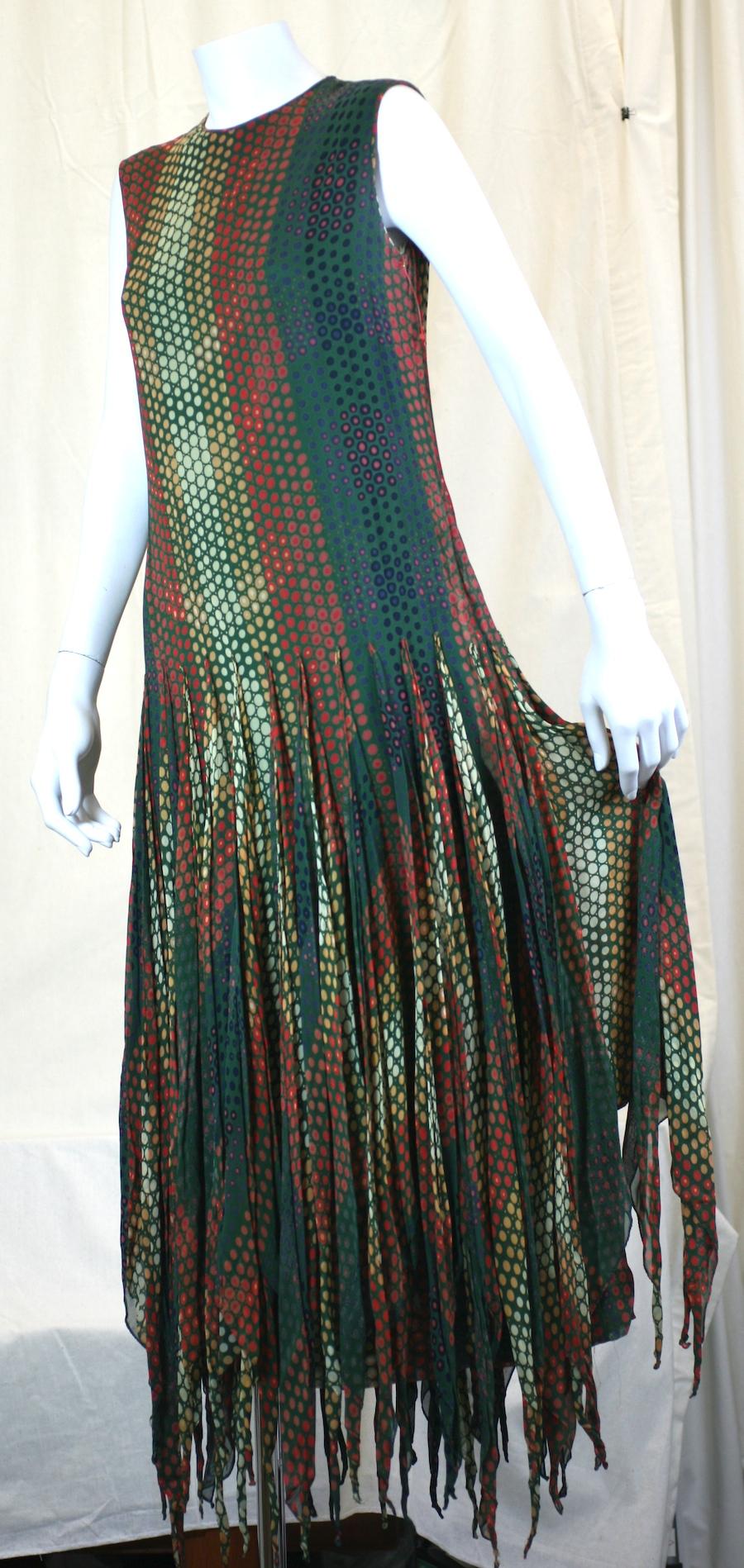 Pierre Cardin Op Art Kleid mit Schalsaum im Zustand „Gut“ im Angebot in New York, NY