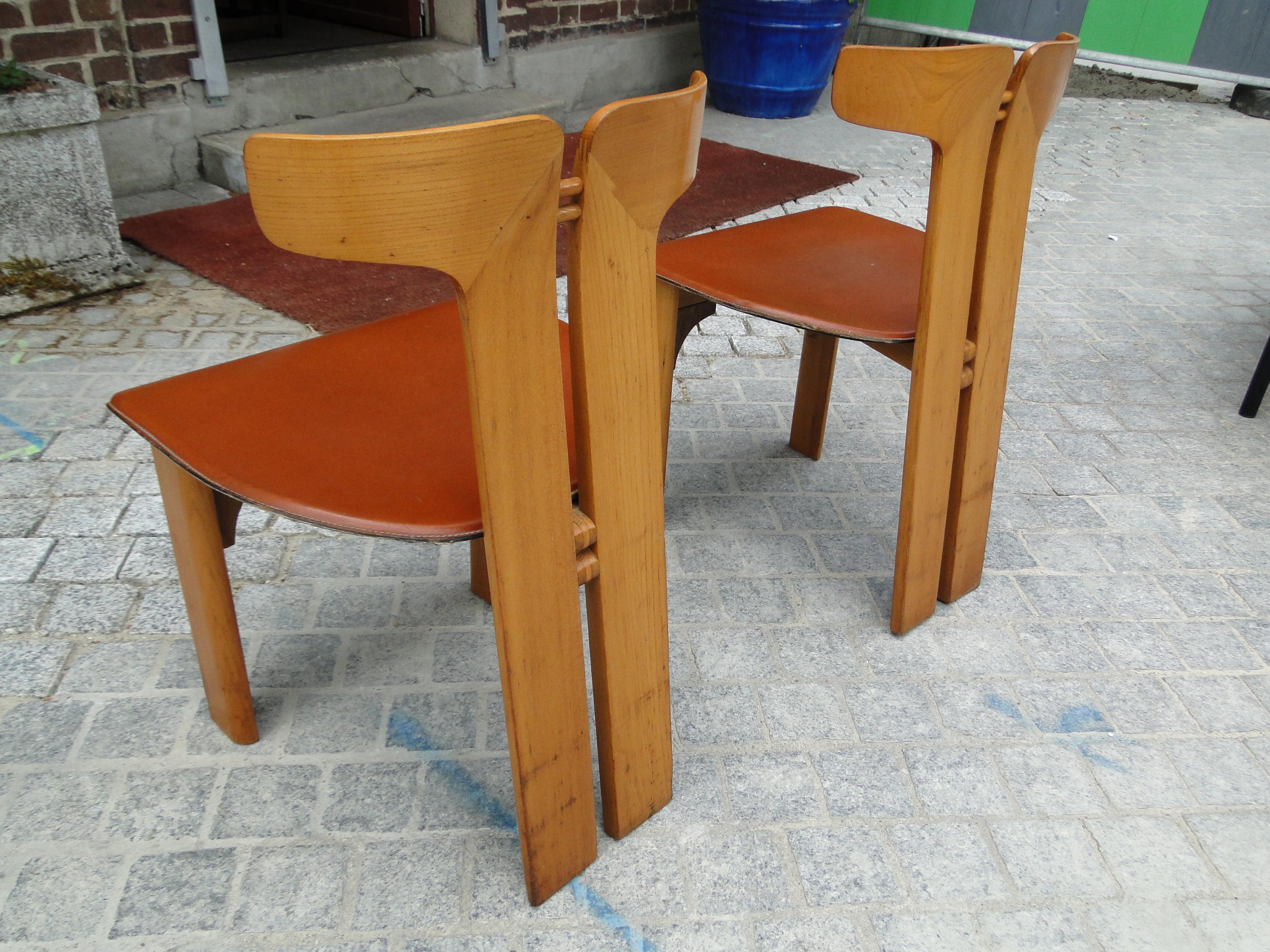 Pierre Cardin 2 Dining Chairs in Walnut and Leather 3