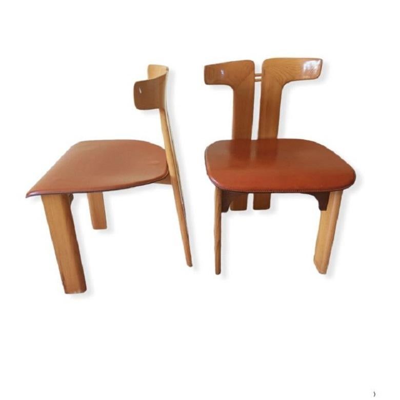 Pierre Cardin 2 Dining Chairs in Walnut and Leather In Good Condition In Lège Cap Ferret, FR