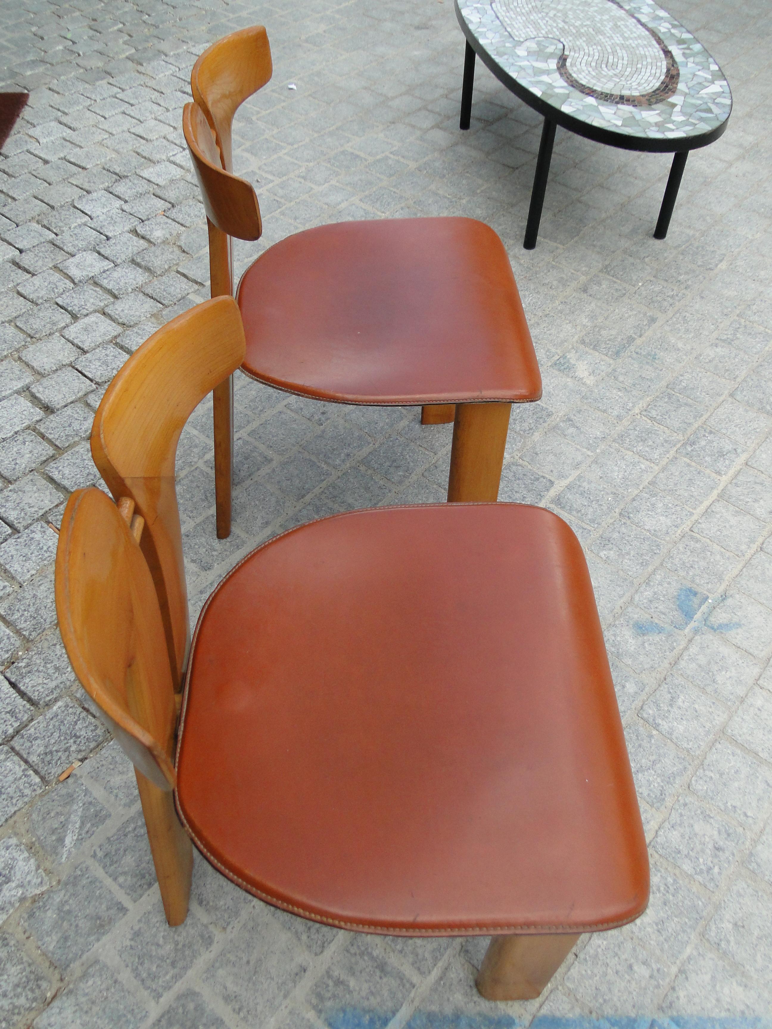 Pierre Cardin 2 Dining Chairs in Walnut and Leather 1