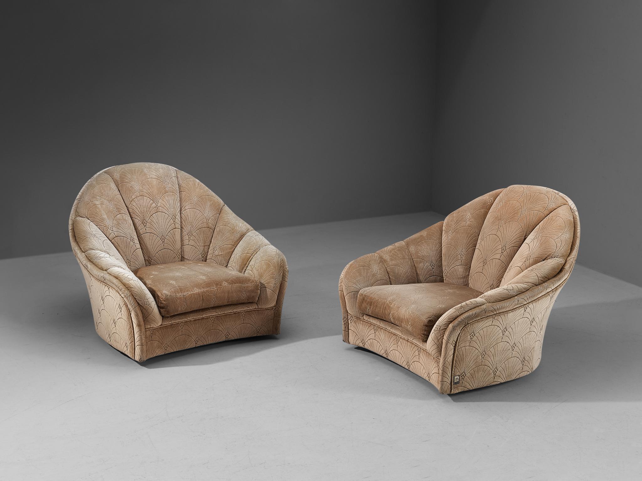 Pierre Cardin Pair of Lounge Chairs in Champagne Gold Velvet  In Good Condition For Sale In Waalwijk, NL