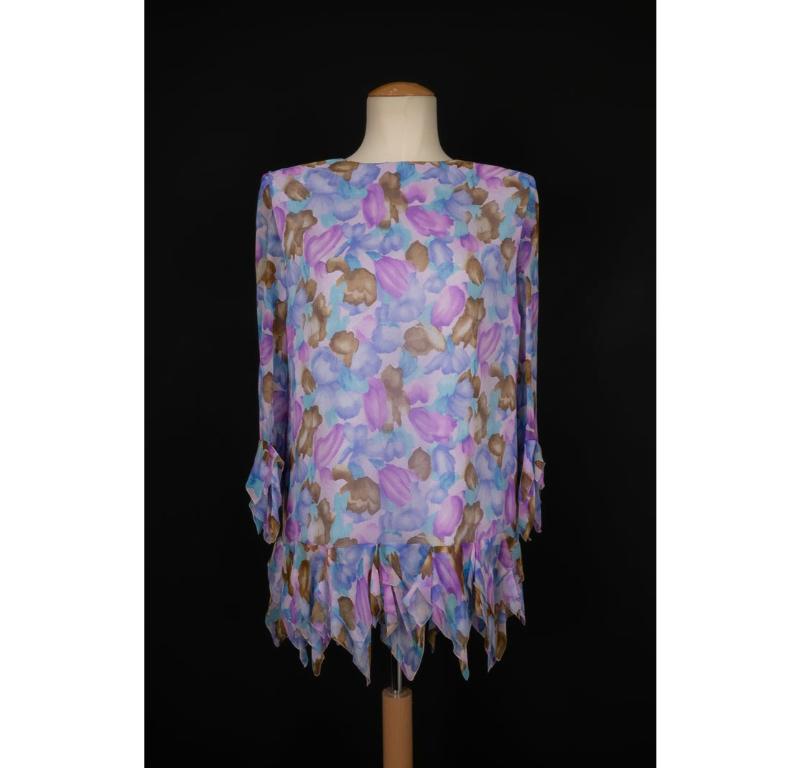 Donna Pierre Cardin - Set di mussole di seta in tonalità viola in vendita