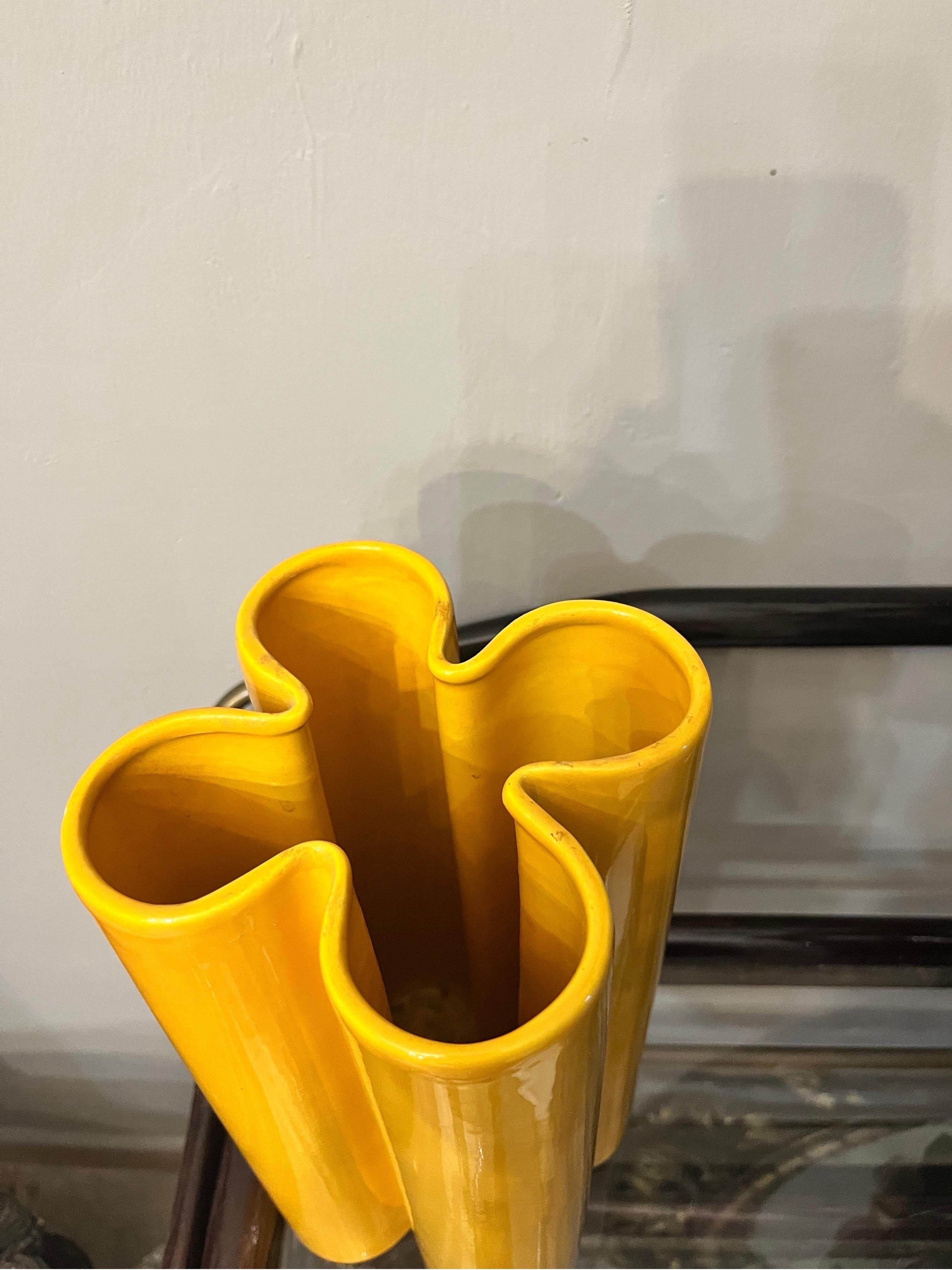 Late 20th Century Pierre Cardin Quadrifoglio vaso giallo vintage For Sale